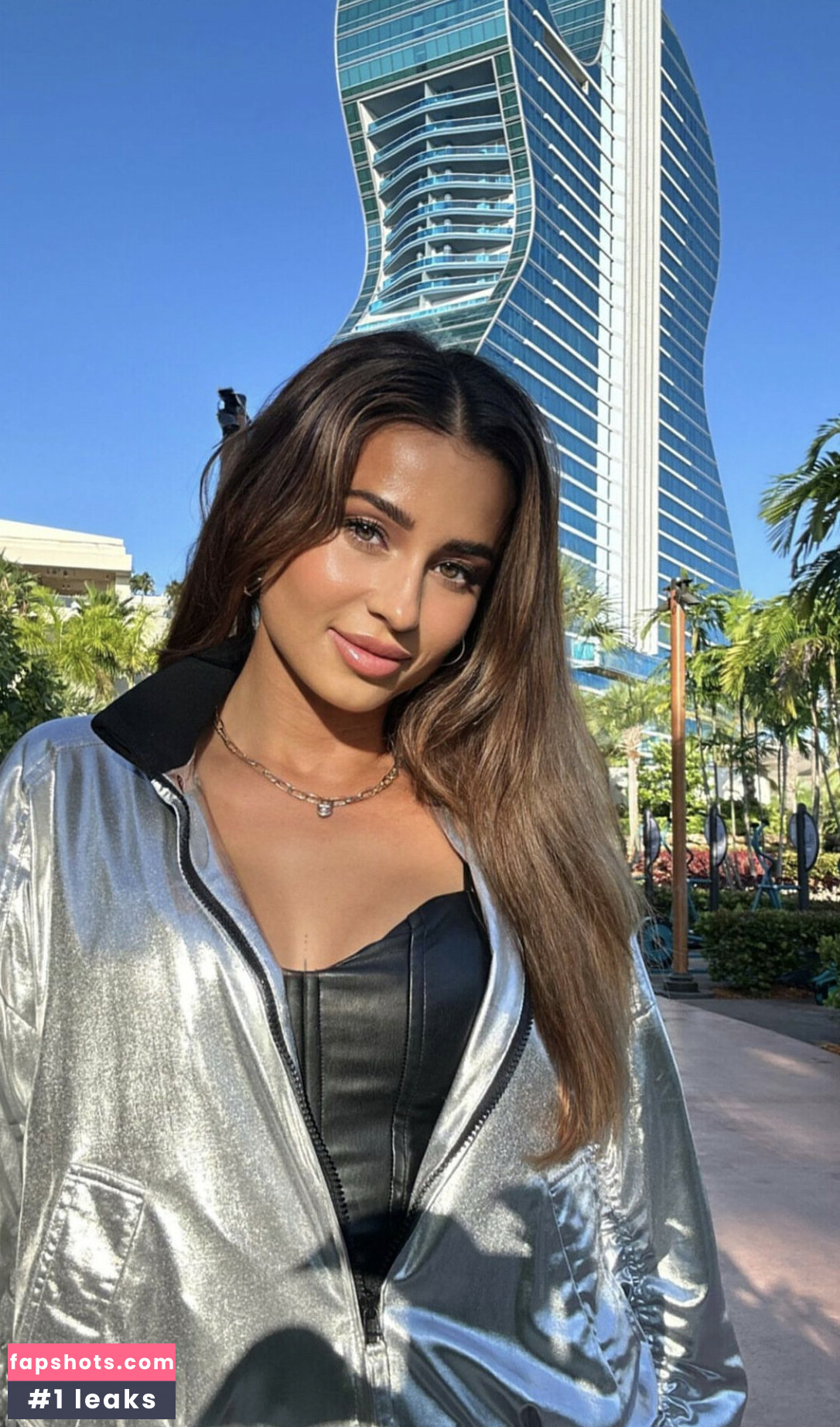 DJ JuicyM gallery photo #7