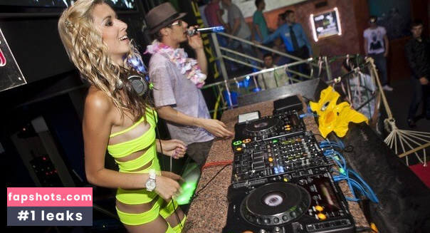 Dj Miss Monique gallery photo #11