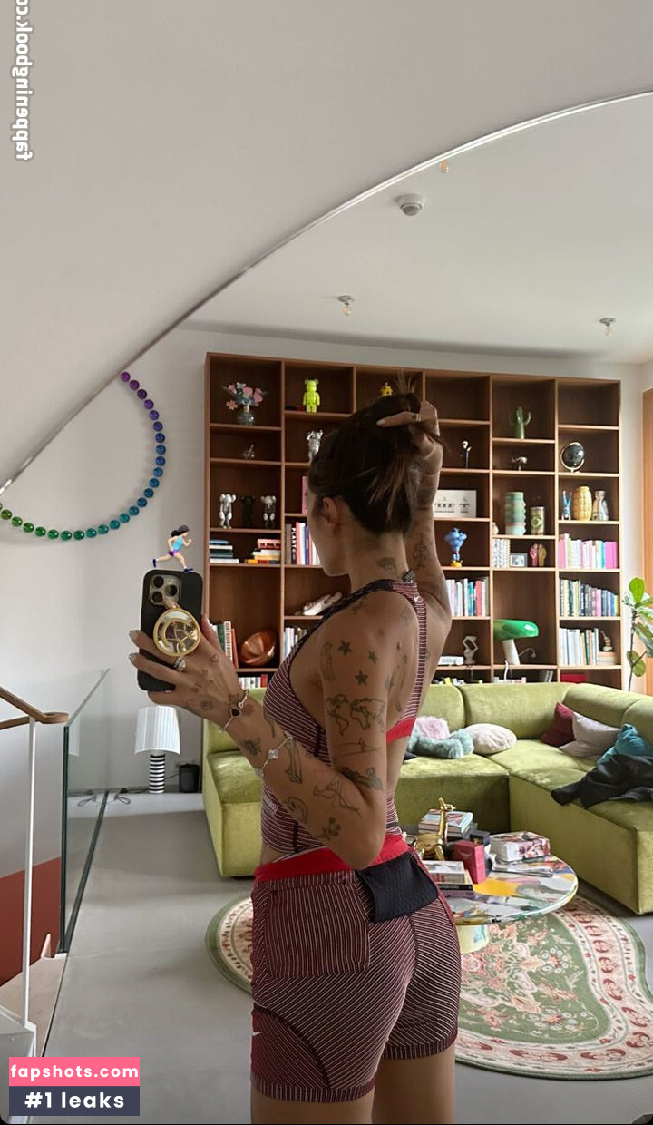 DJ Peggy Gou gallery photo #5