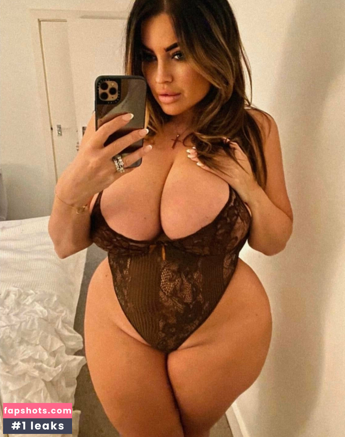 DjHannahB gallery photo #3