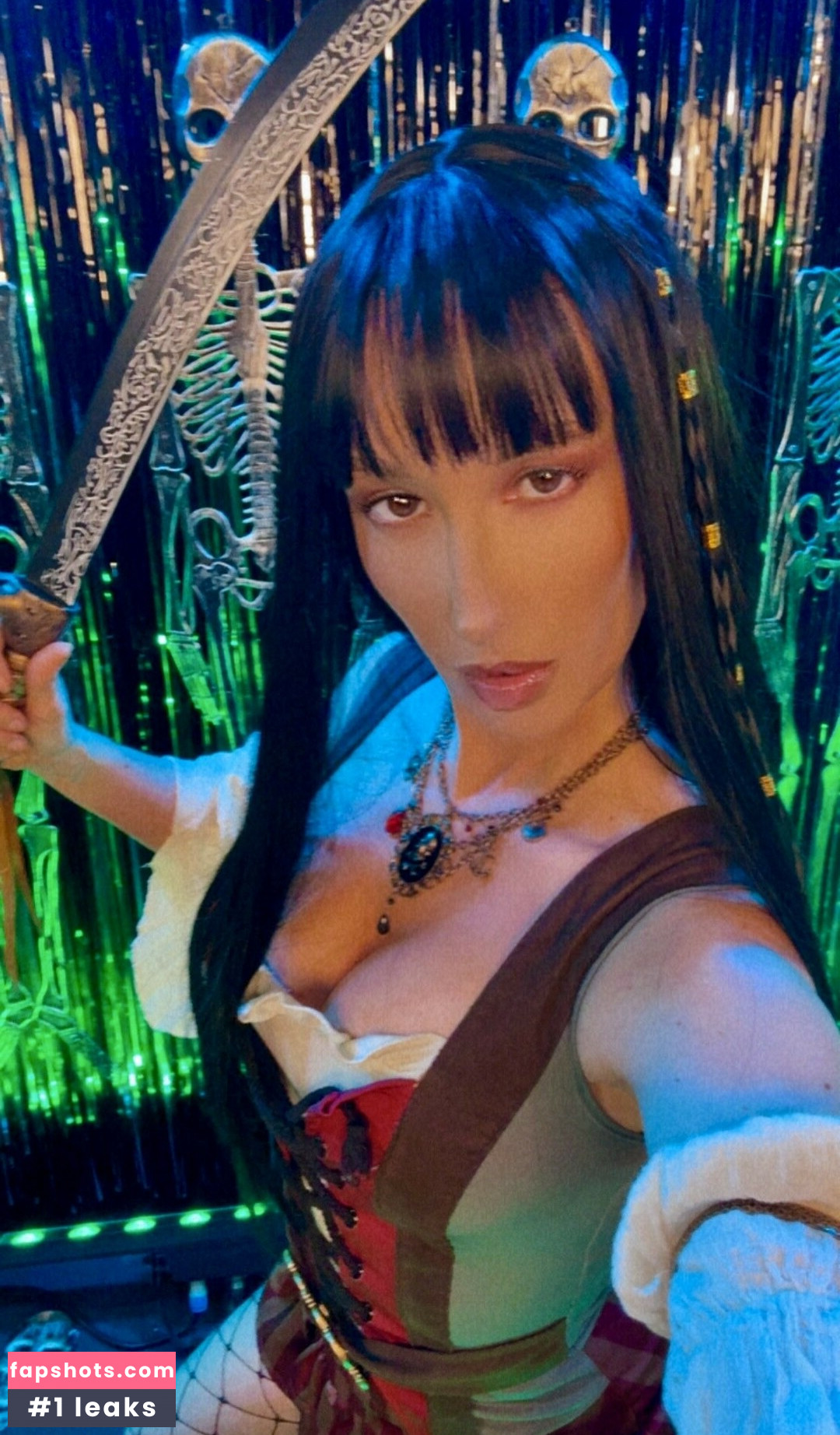 DJMissShelton gallery photo #2