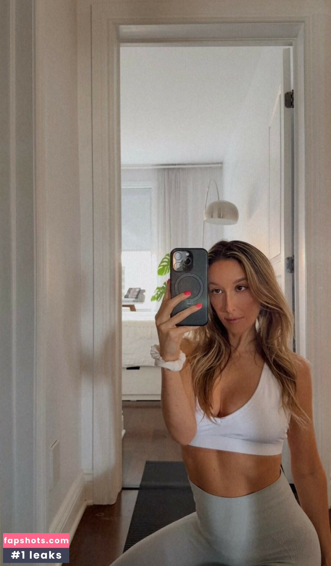 DJMissShelton gallery photo #26