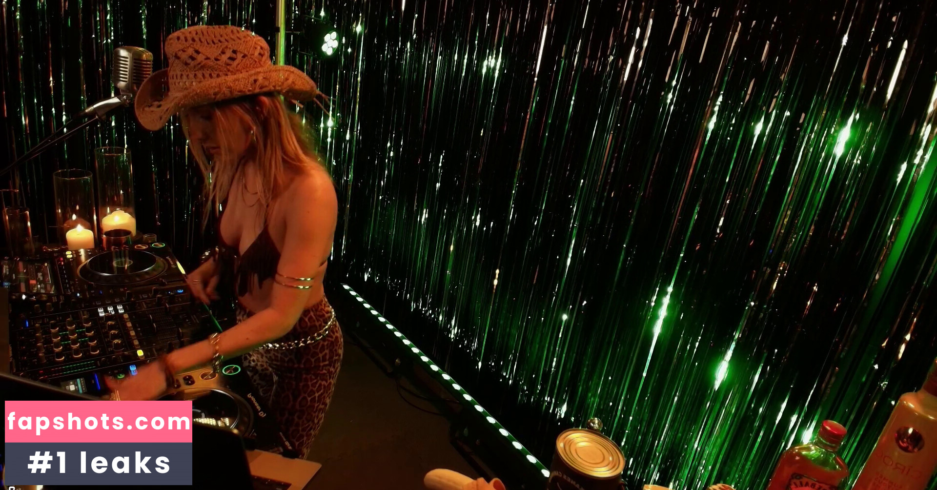 DJMissShelton gallery photo #43