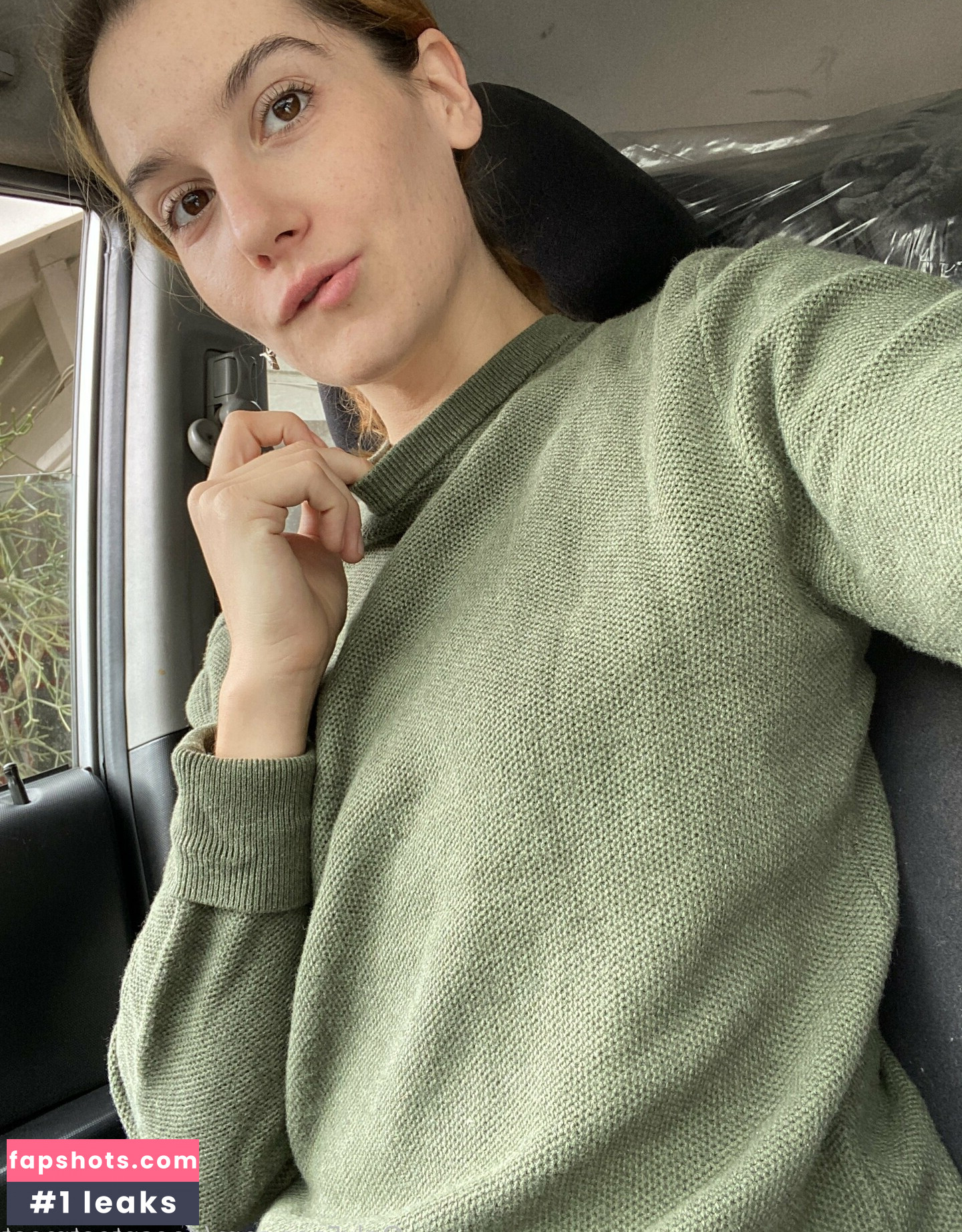 doesnteatmeat nude babe gallery