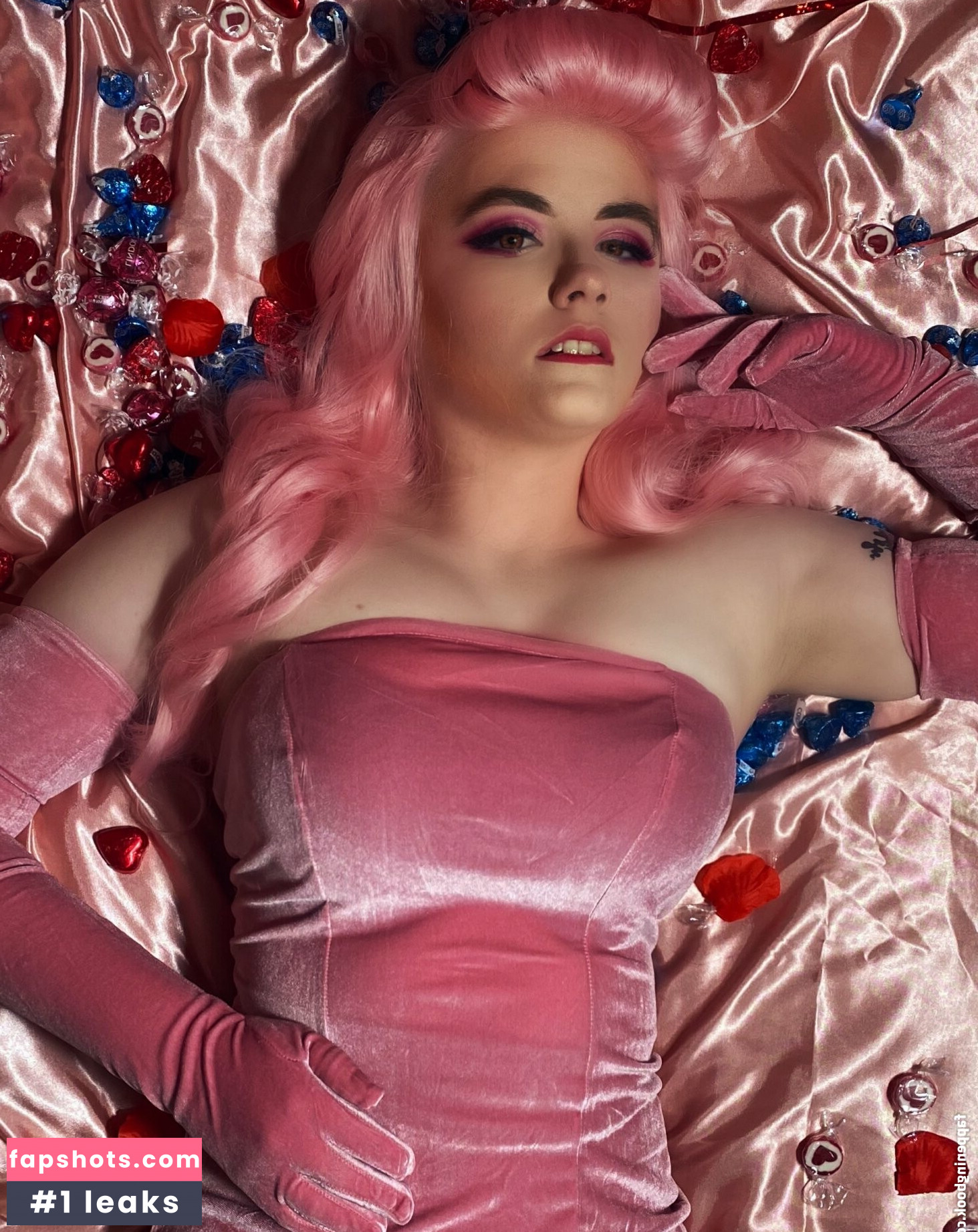 Dog Biscuits Nahé úniky fotek pouze od fanoušků #9 - Fapshots