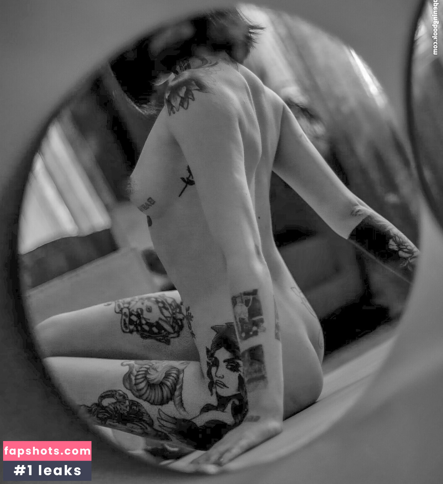 Doğa Tümer gallery photo #21