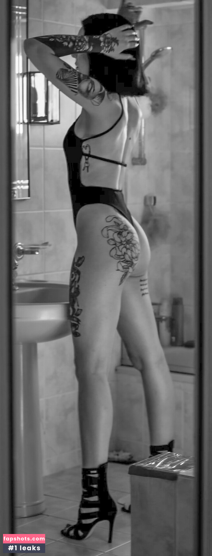 Doğa Tümer gallery photo #7