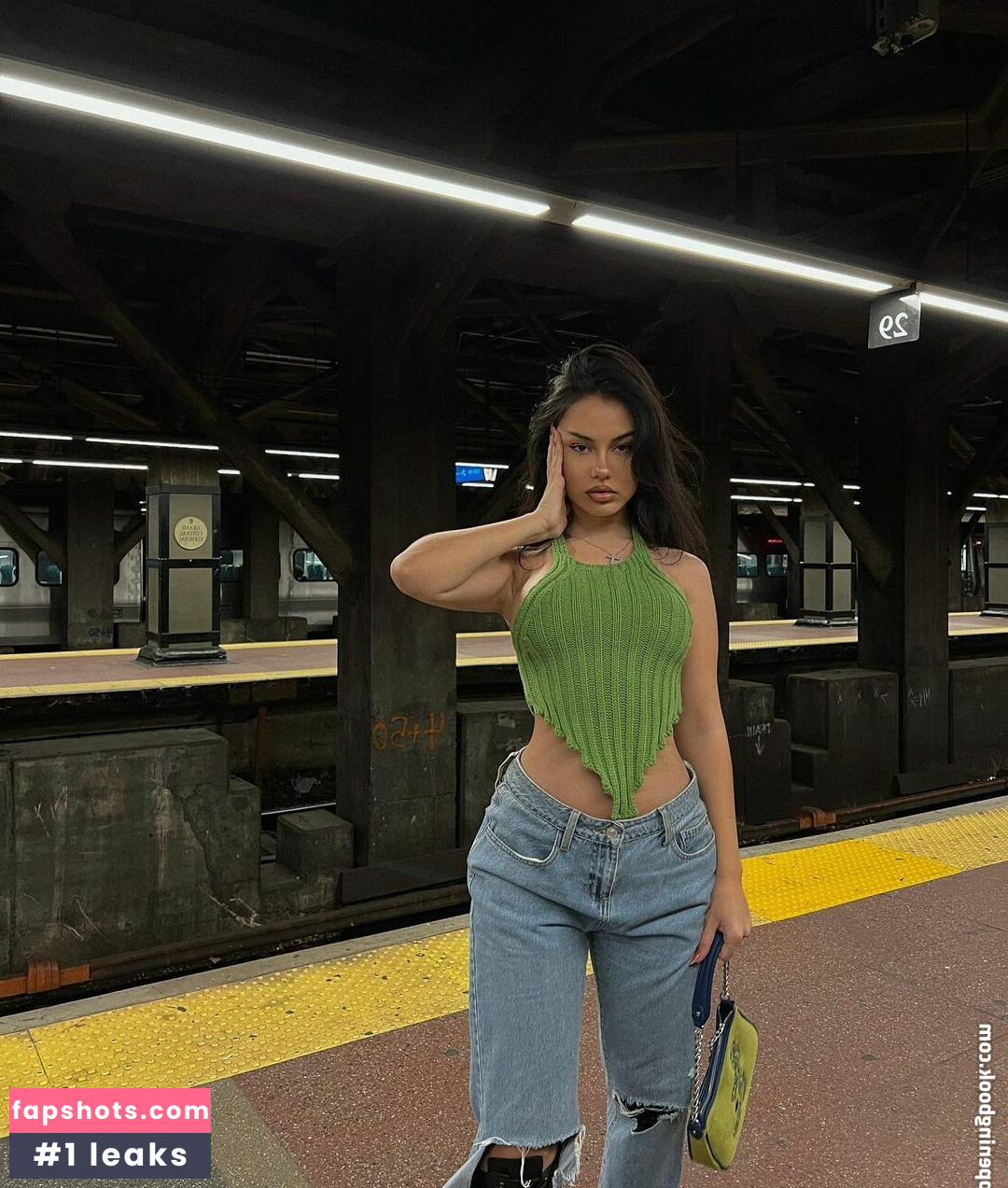 Doina Barbaneagra gallery photo #165