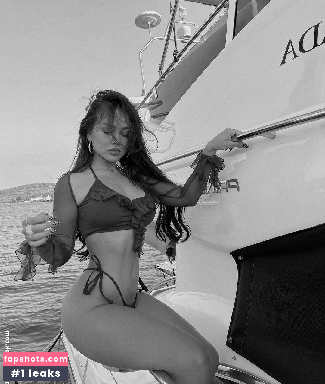 Doina Barbaneagra gallery photo #170