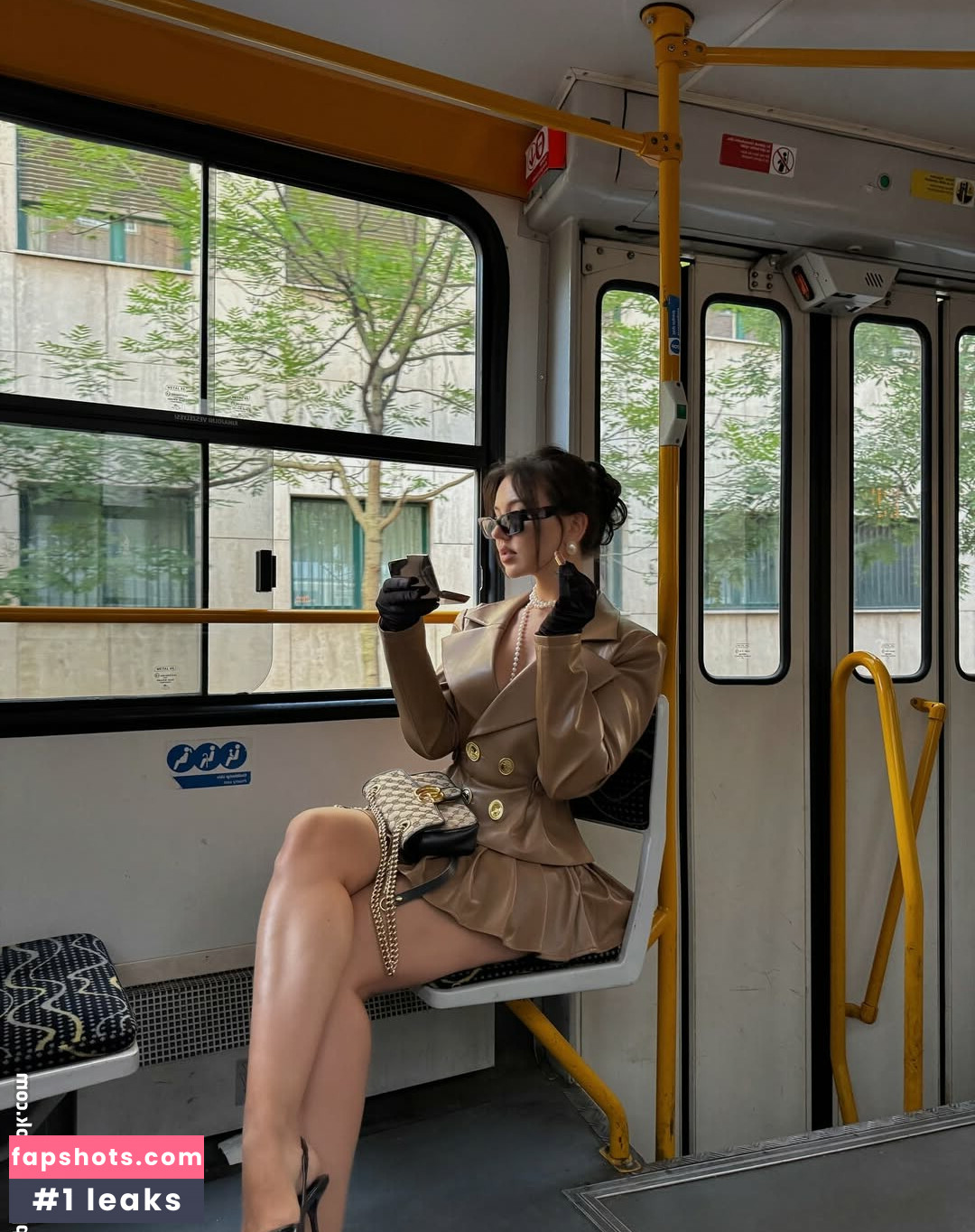 Doina Barbaneagra gallery photo #51