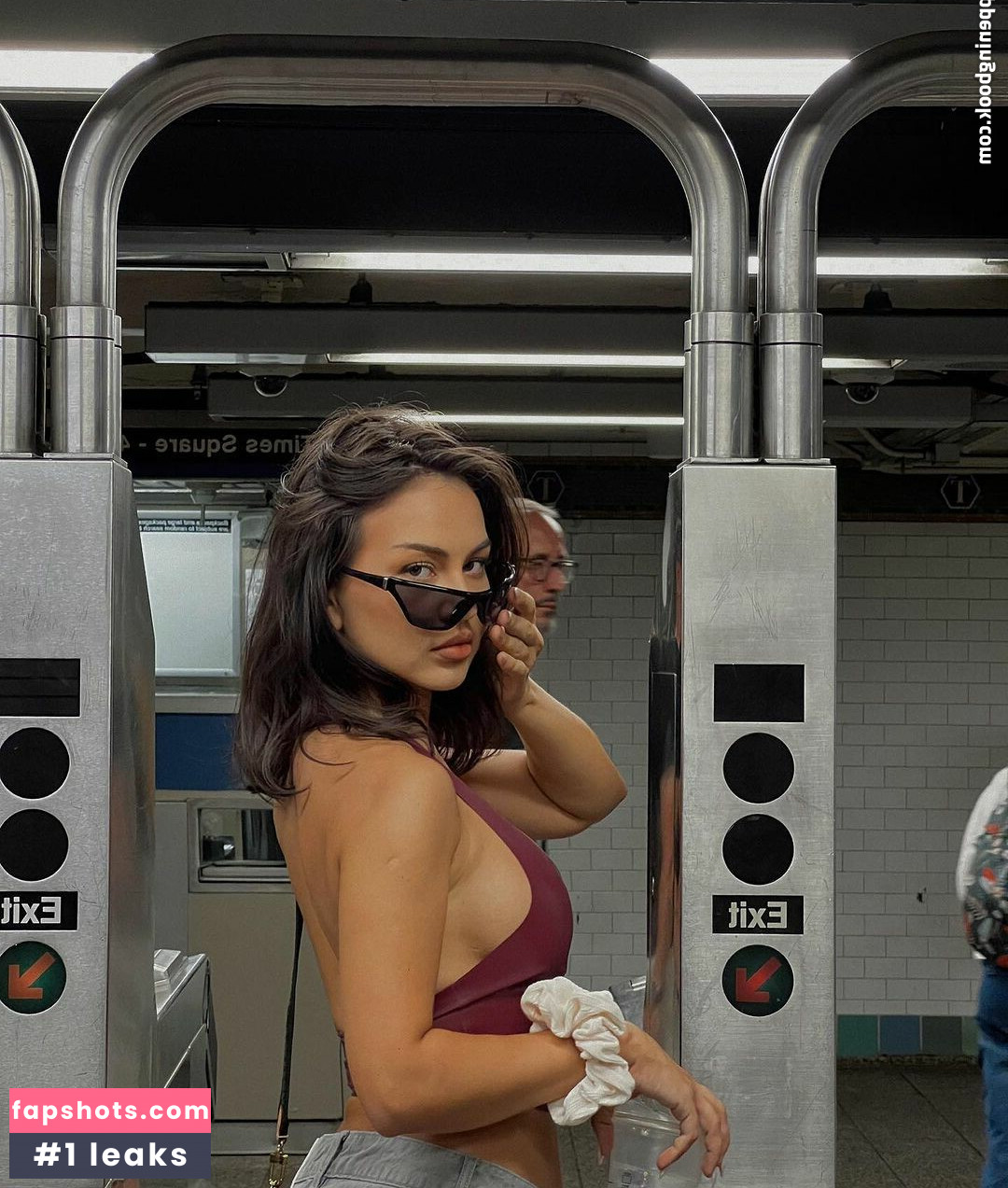 Doina Barbaneagra gallery photo #98