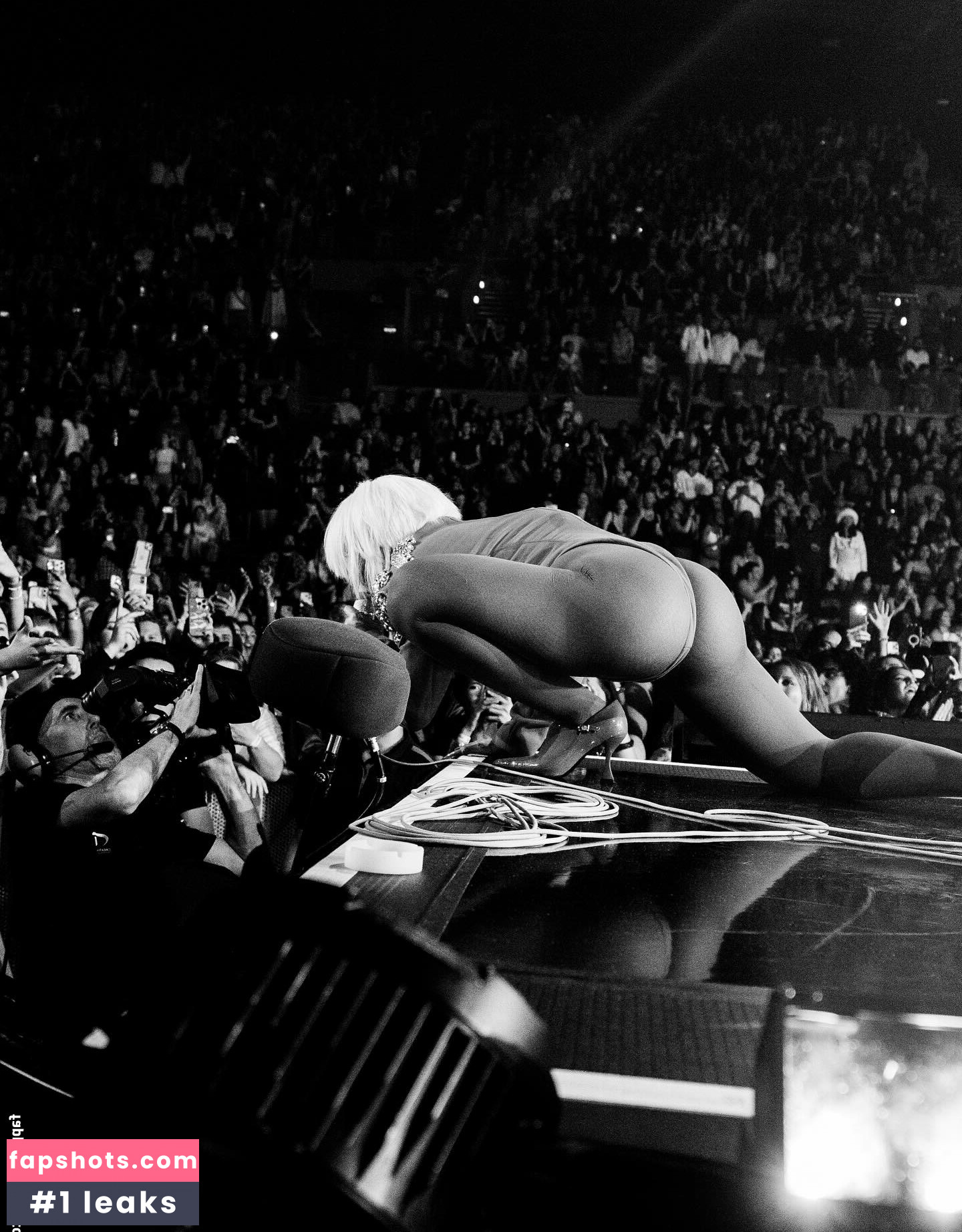 Doja Cat gallery photo #2