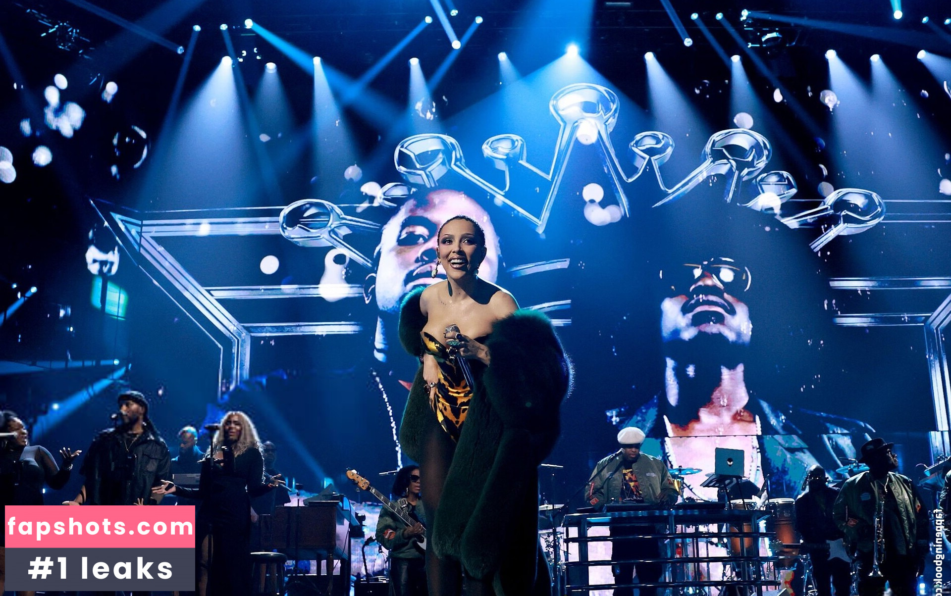 Doja Cat gallery photo #11