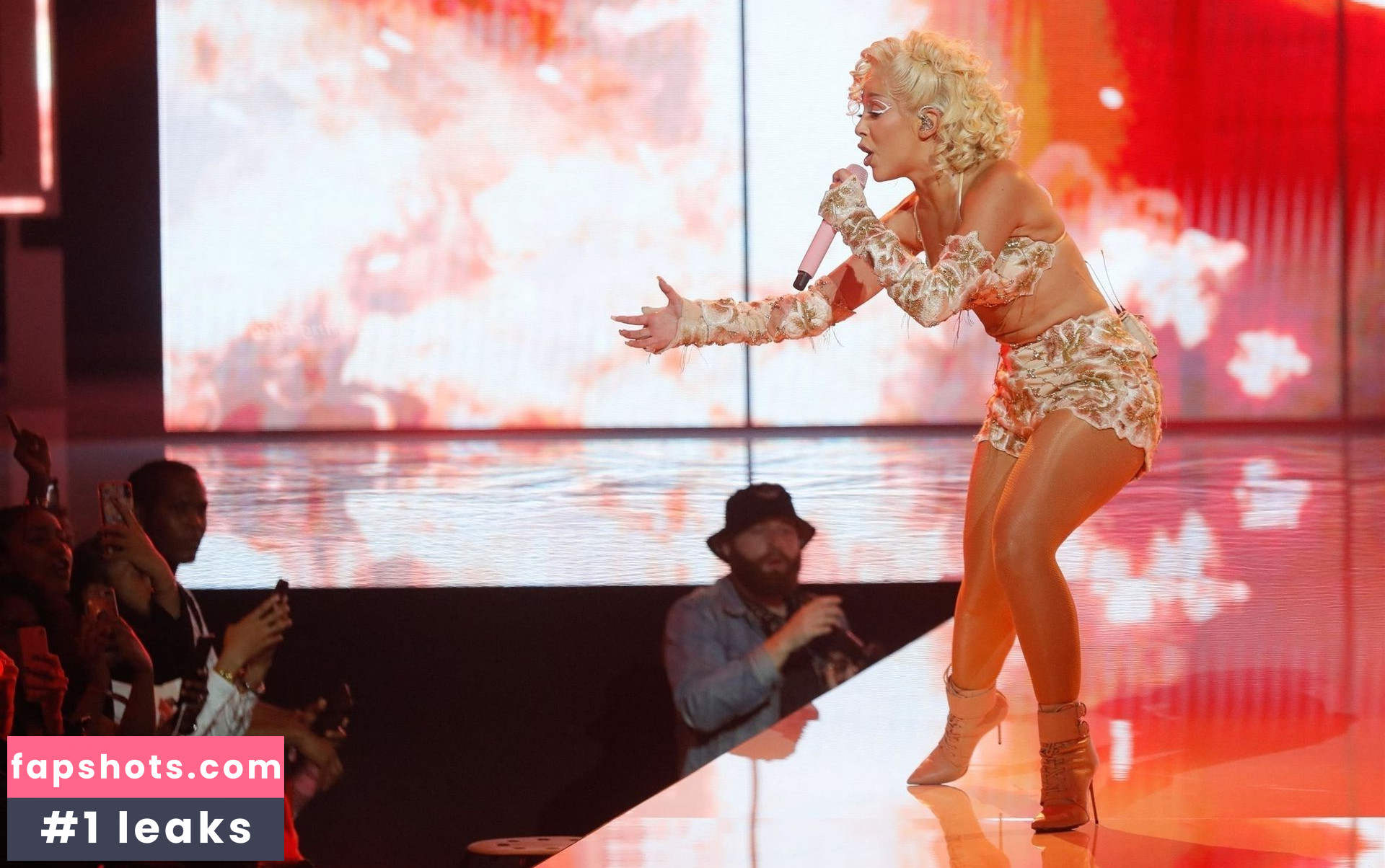 Doja Cat gallery photo #566