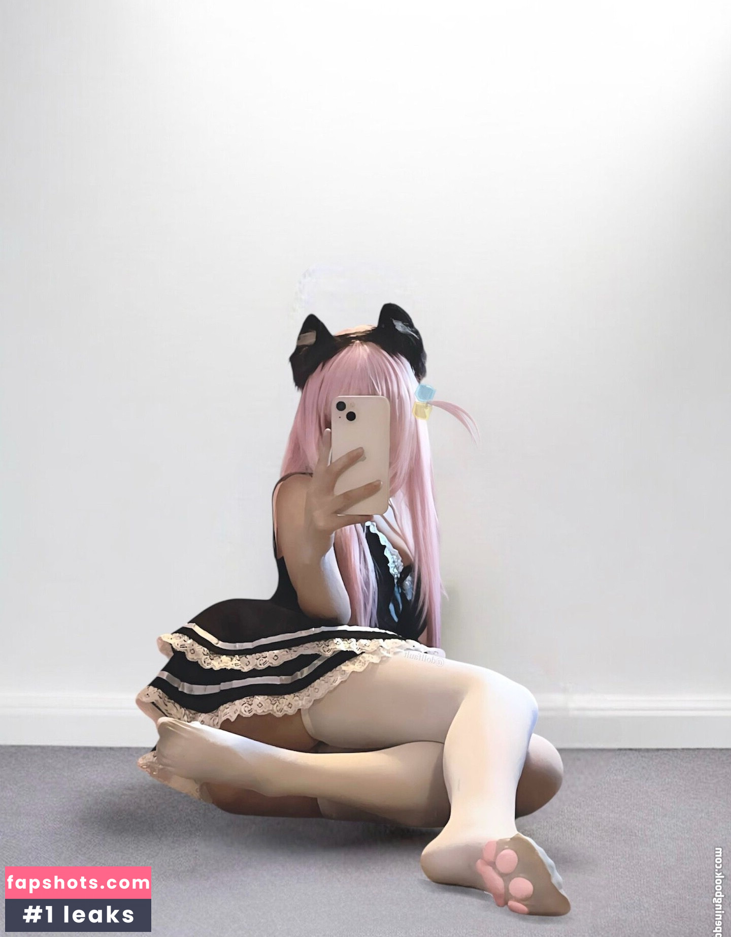 Dollfault nude babe gallery