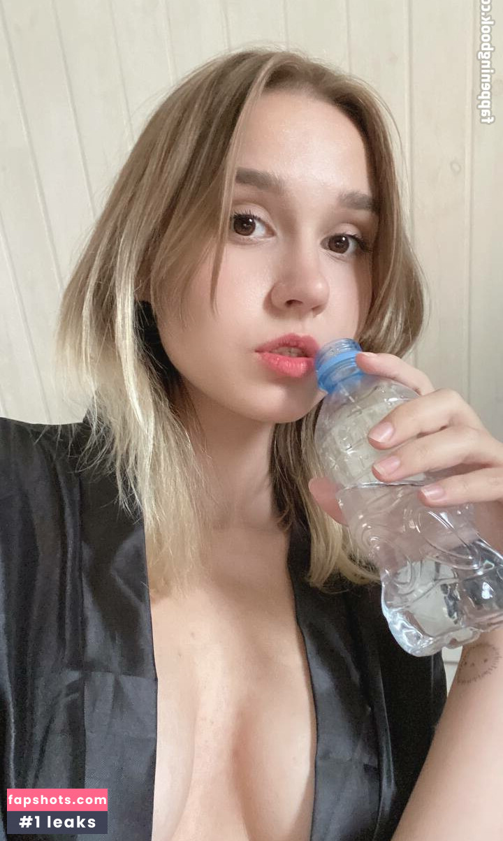 DollHole / GrabFuck Nahé úniky fotek pouze od fanoušků #39 - Fapshots