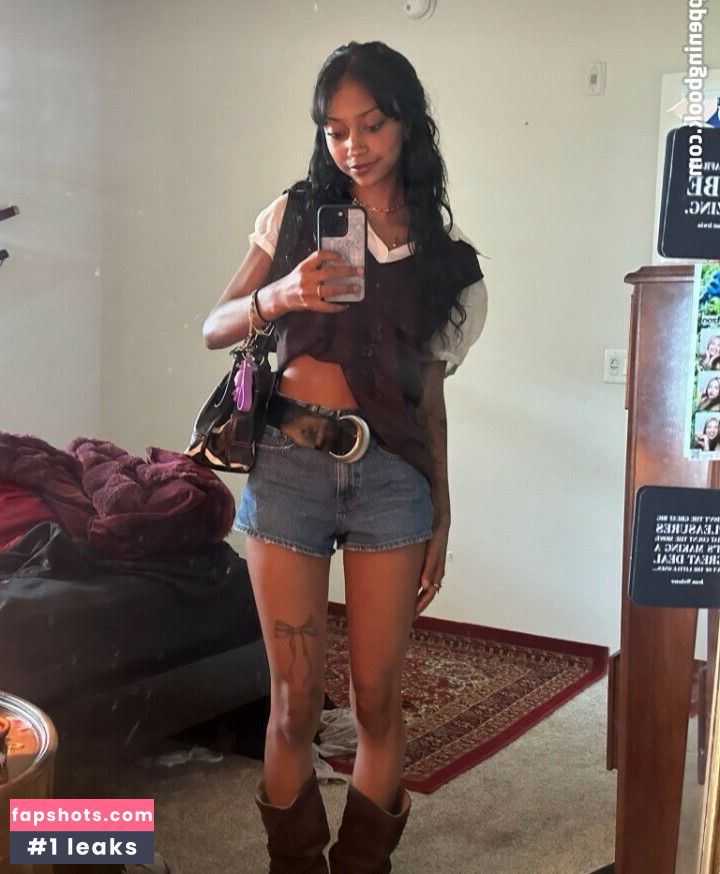 dolllyfied nude babe gallery