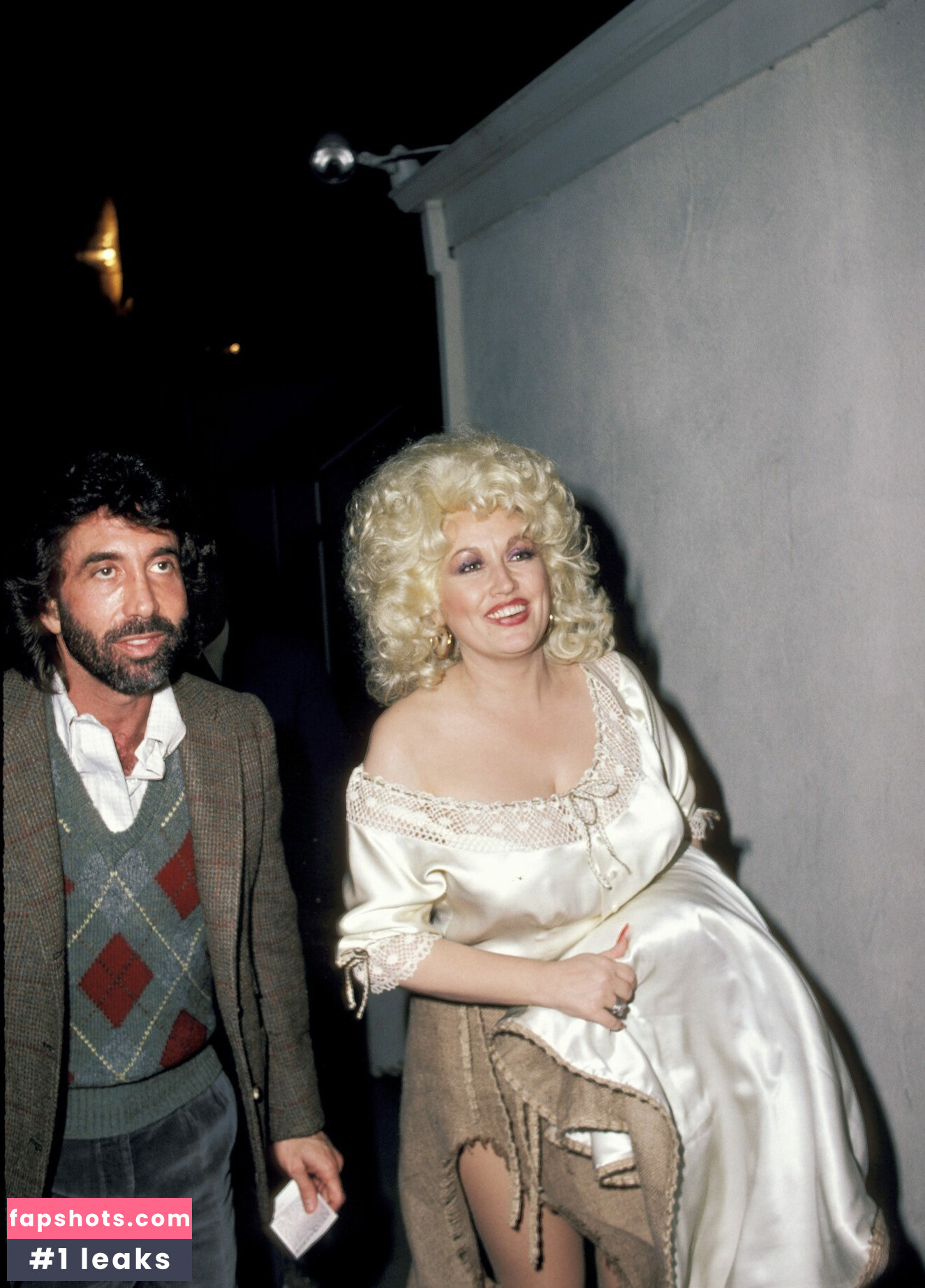 Dolly Parton Nude Leaks OnlyFans Photos #14 - LeakJerk