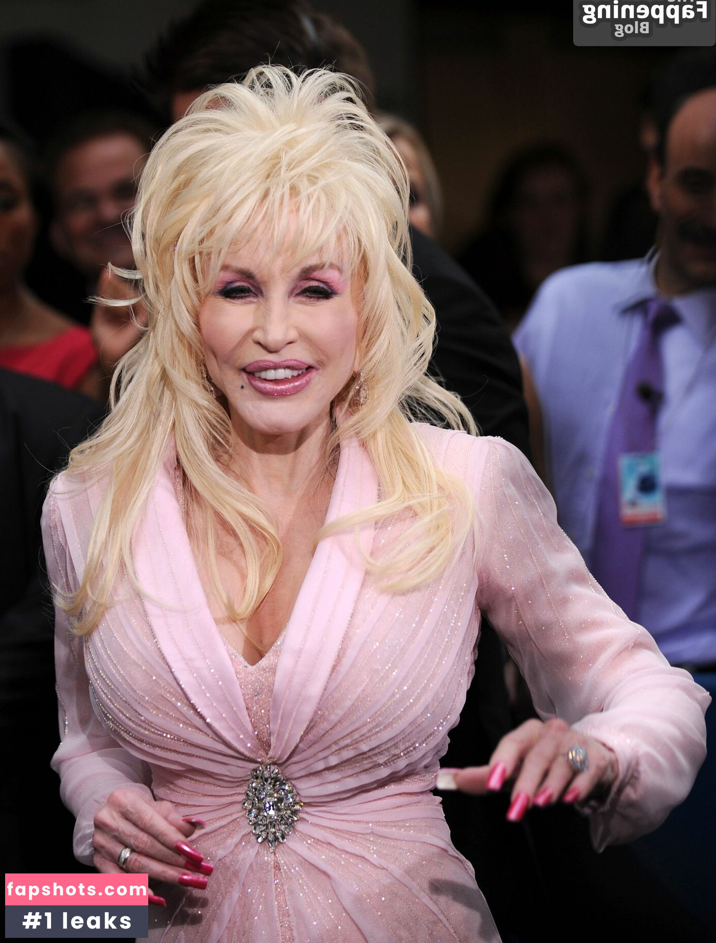 Dolly Parton Nude Leaks OnlyFans Photos #29 - LeakJerk