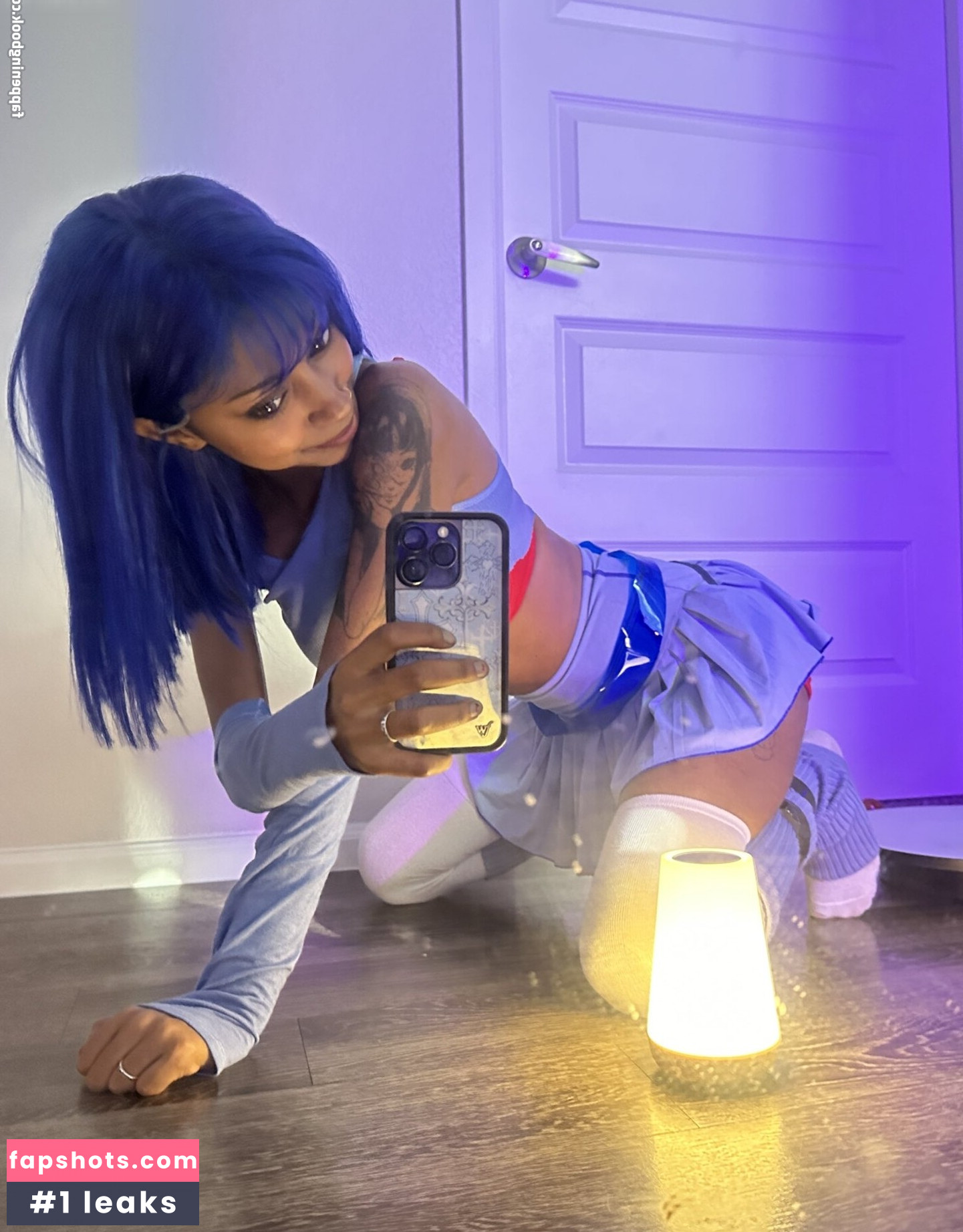 Dollyfied nude babe gallery