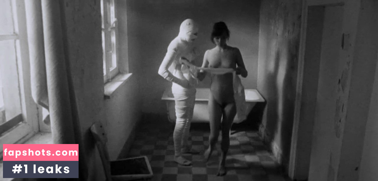 Dolores Bouckaert gallery photo #3