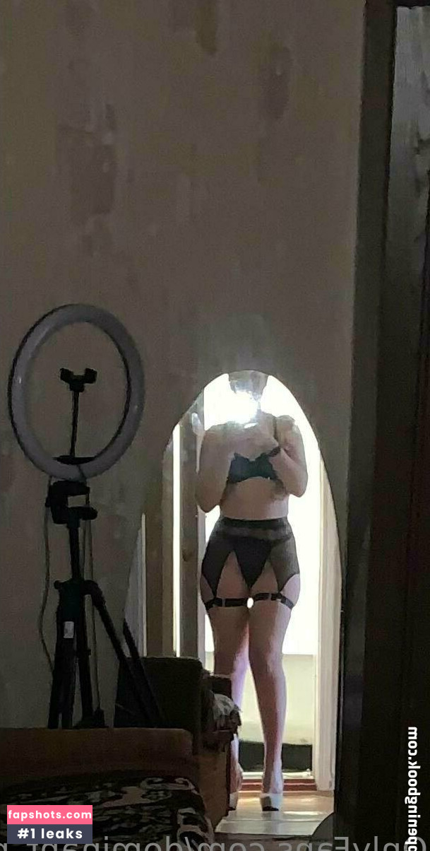 dominant_rina gallery photo #3