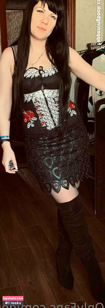 dominant_rina gallery photo #21