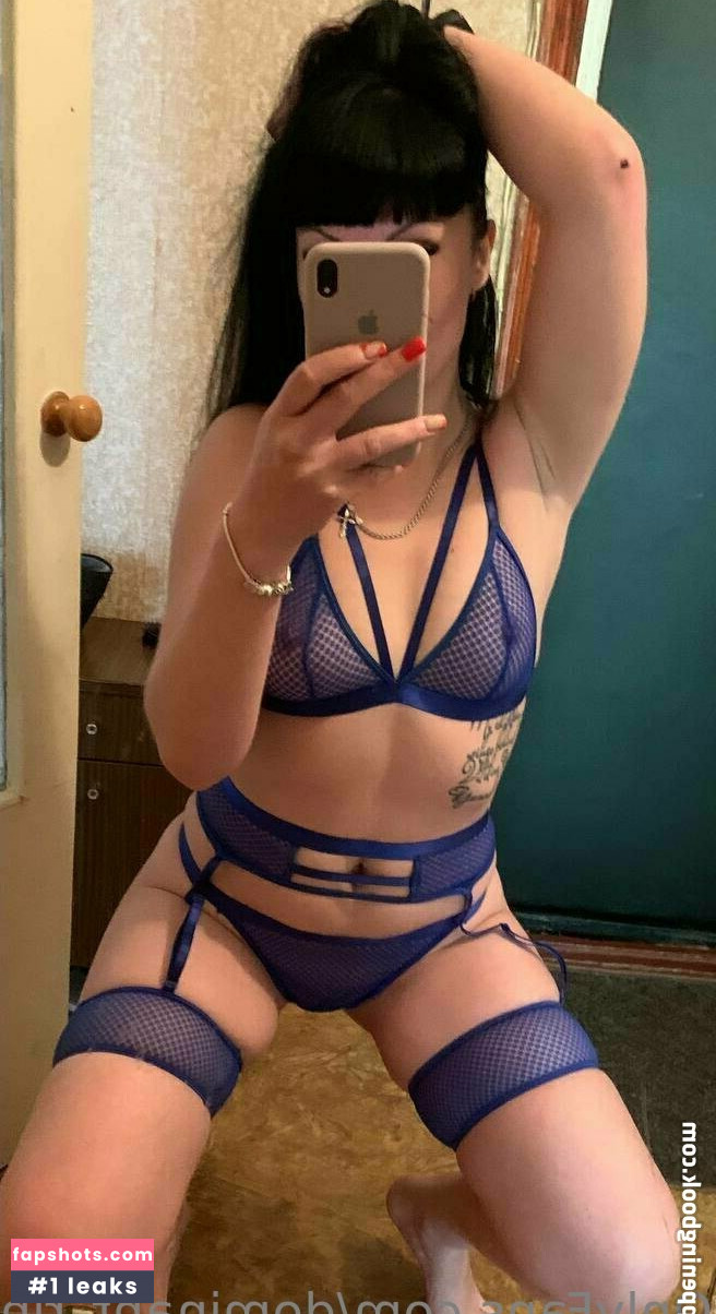 dominant_rina gallery photo #32