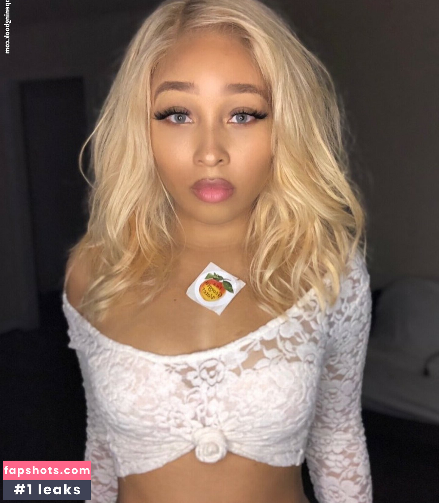 Dominique Danielle gallery photo #23