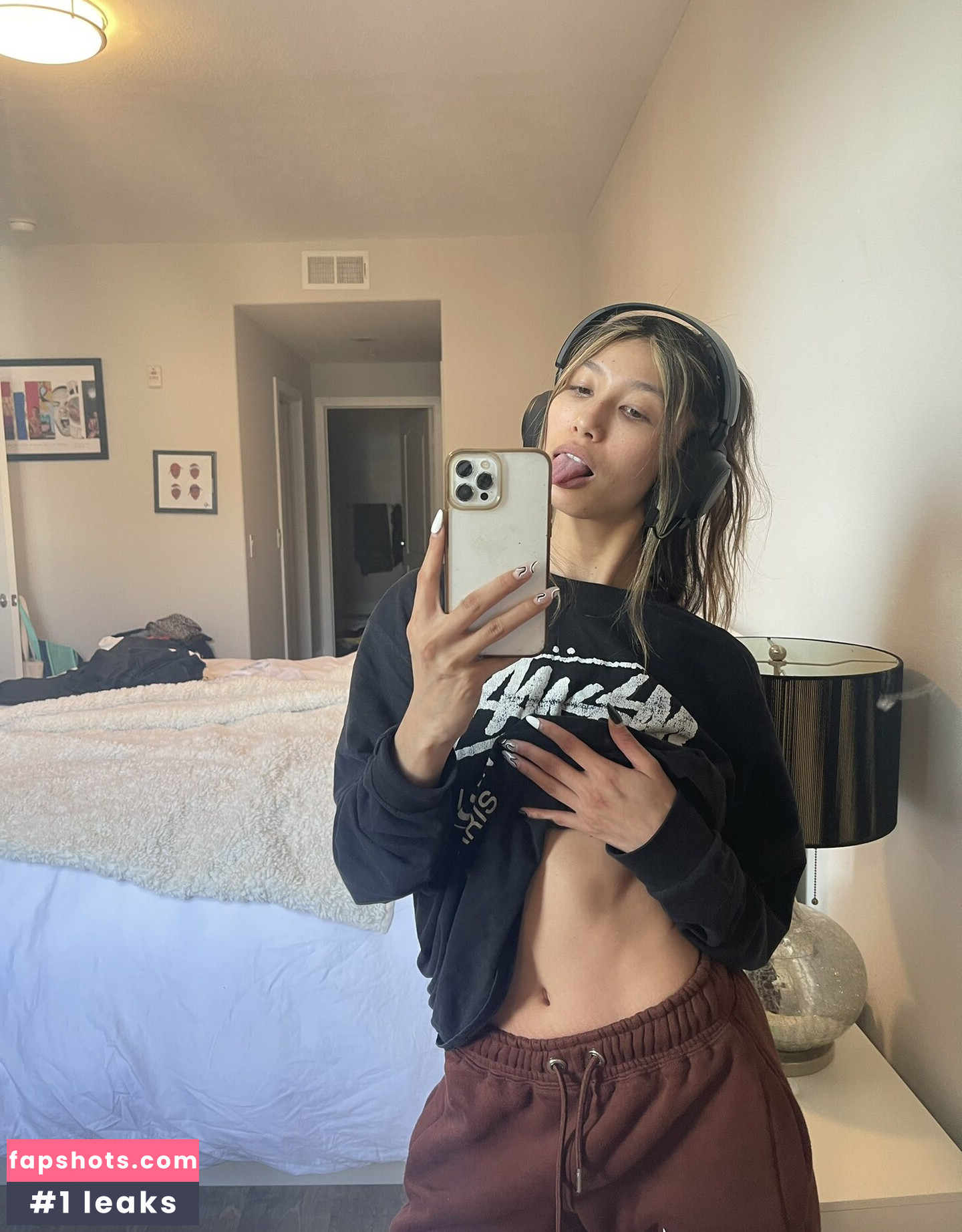 Dominique Lobito gallery photo #40