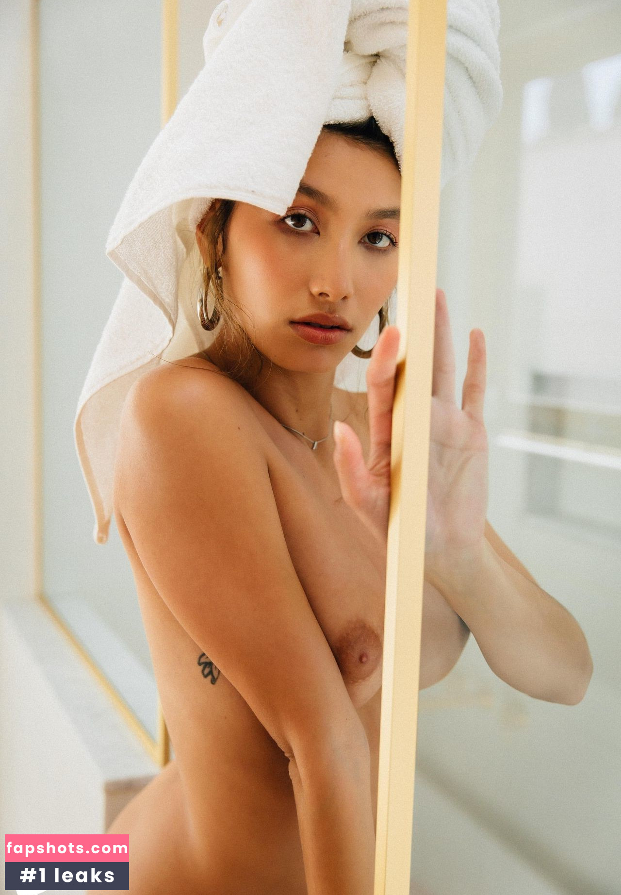 Dominique Lobito gallery photo #91