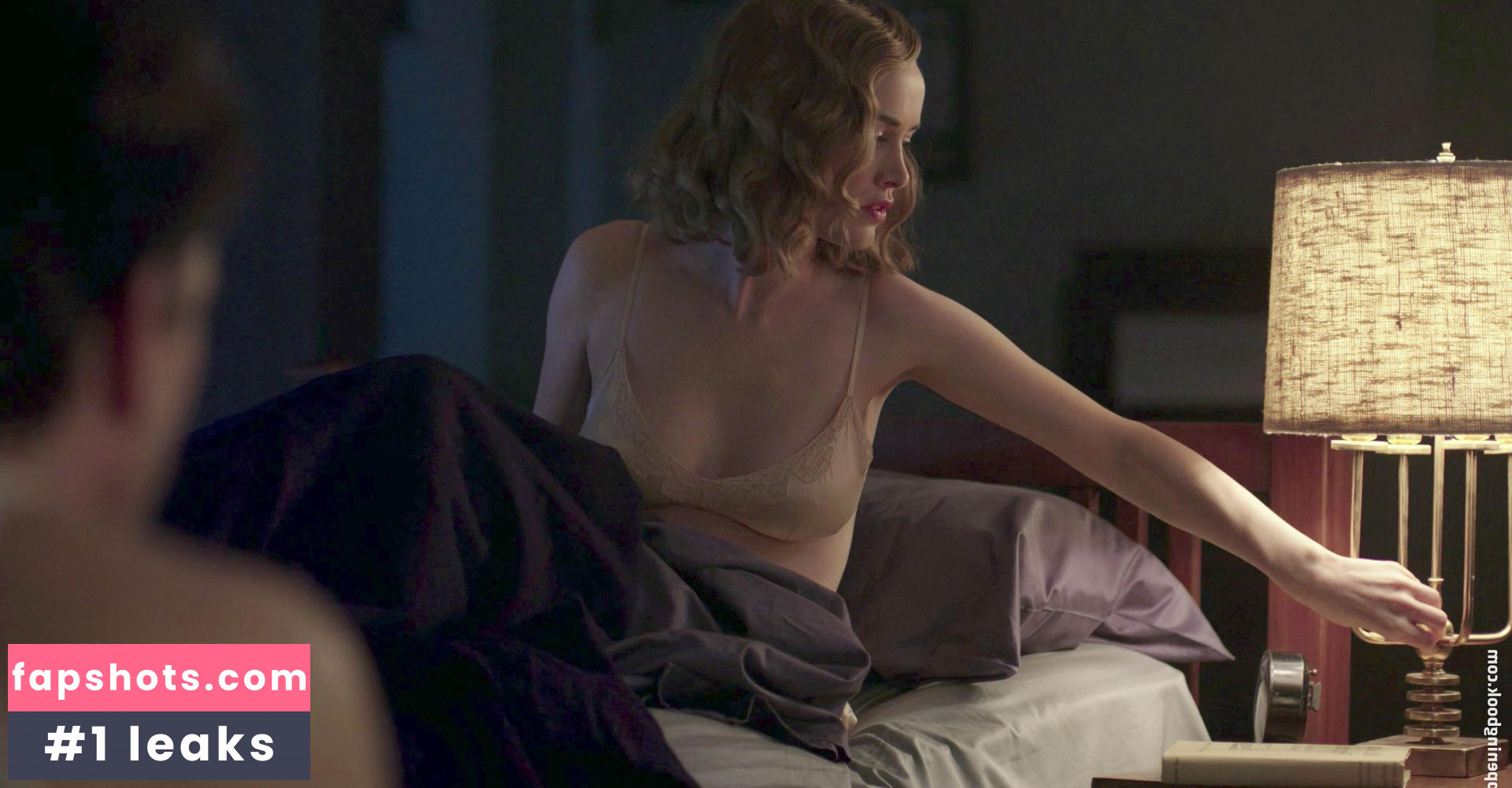 Dominique McElligott gallery photo #31