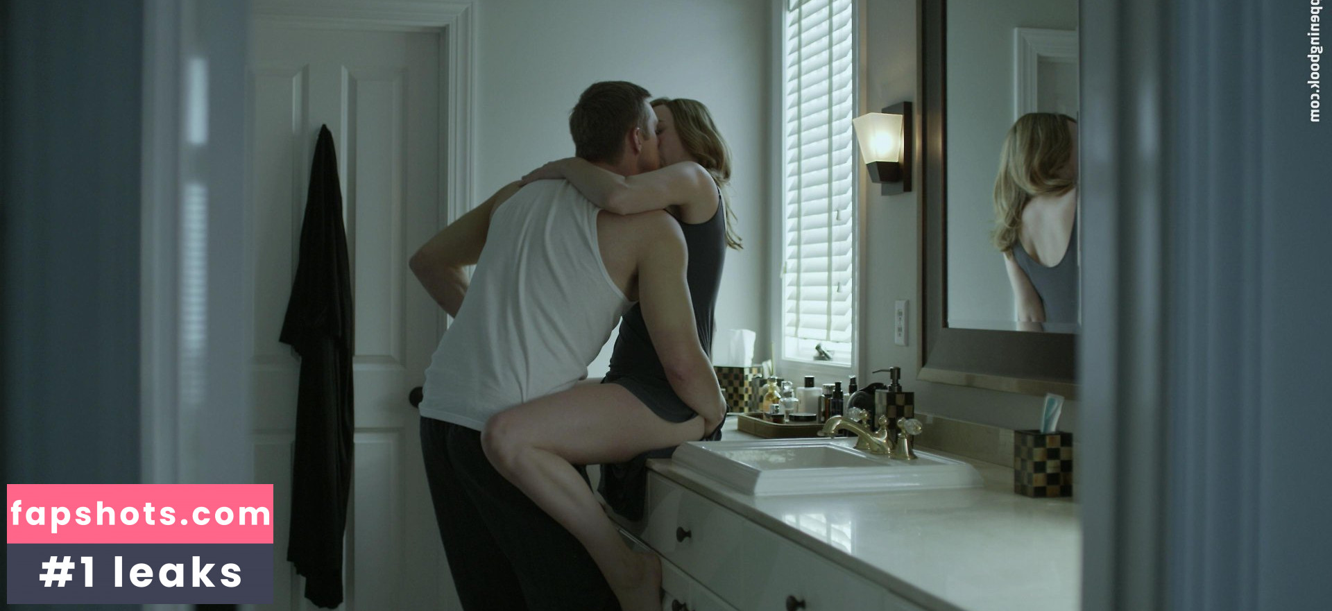 Dominique McElligott gallery photo #43