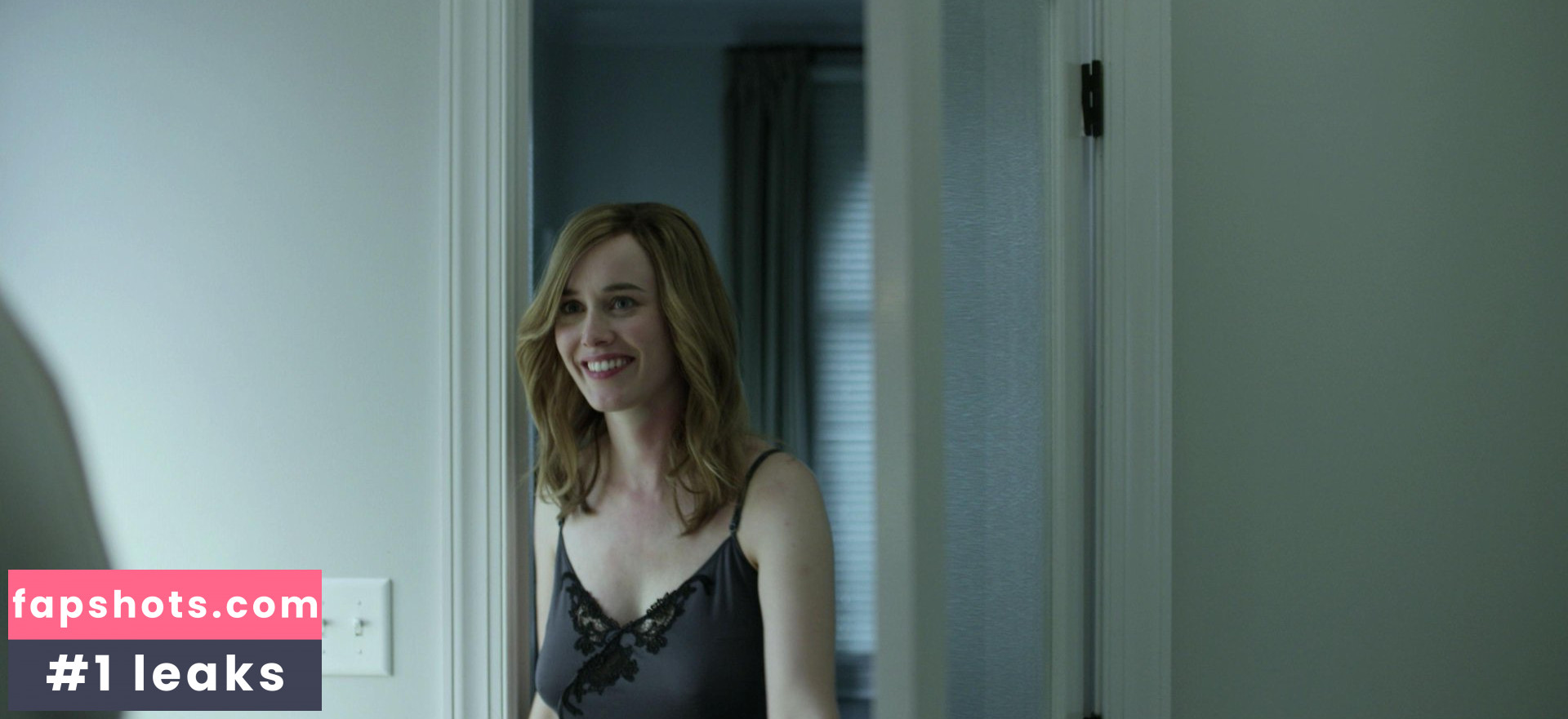 Dominique McElligott gallery photo #44