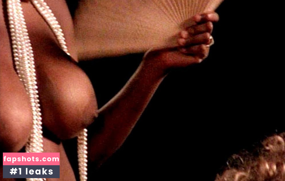 Dominique Simone gallery photo #2