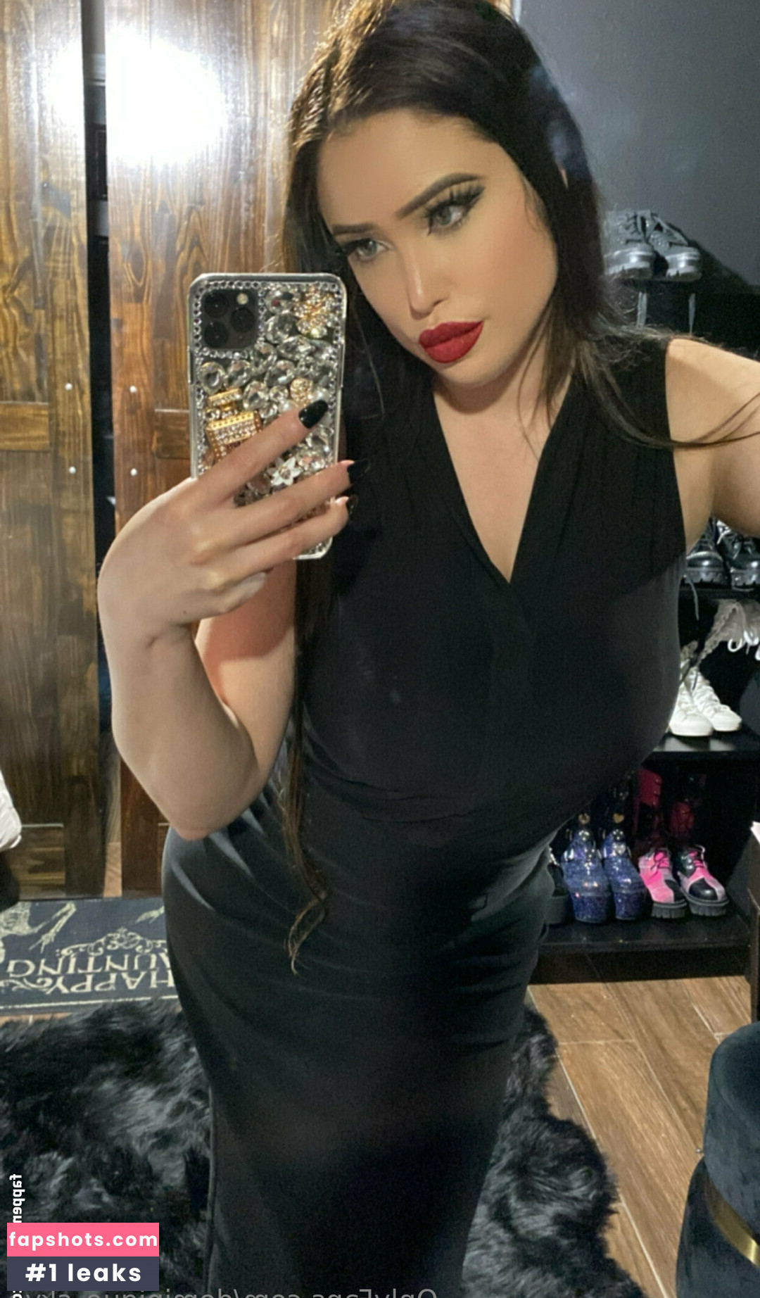 Dominique Skye gallery photo #6