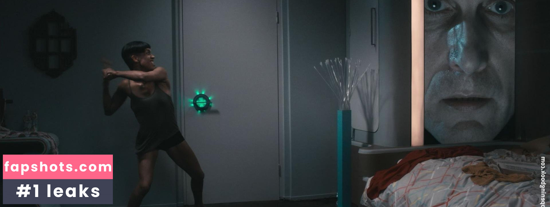 Dominique Tipper gallery photo #12