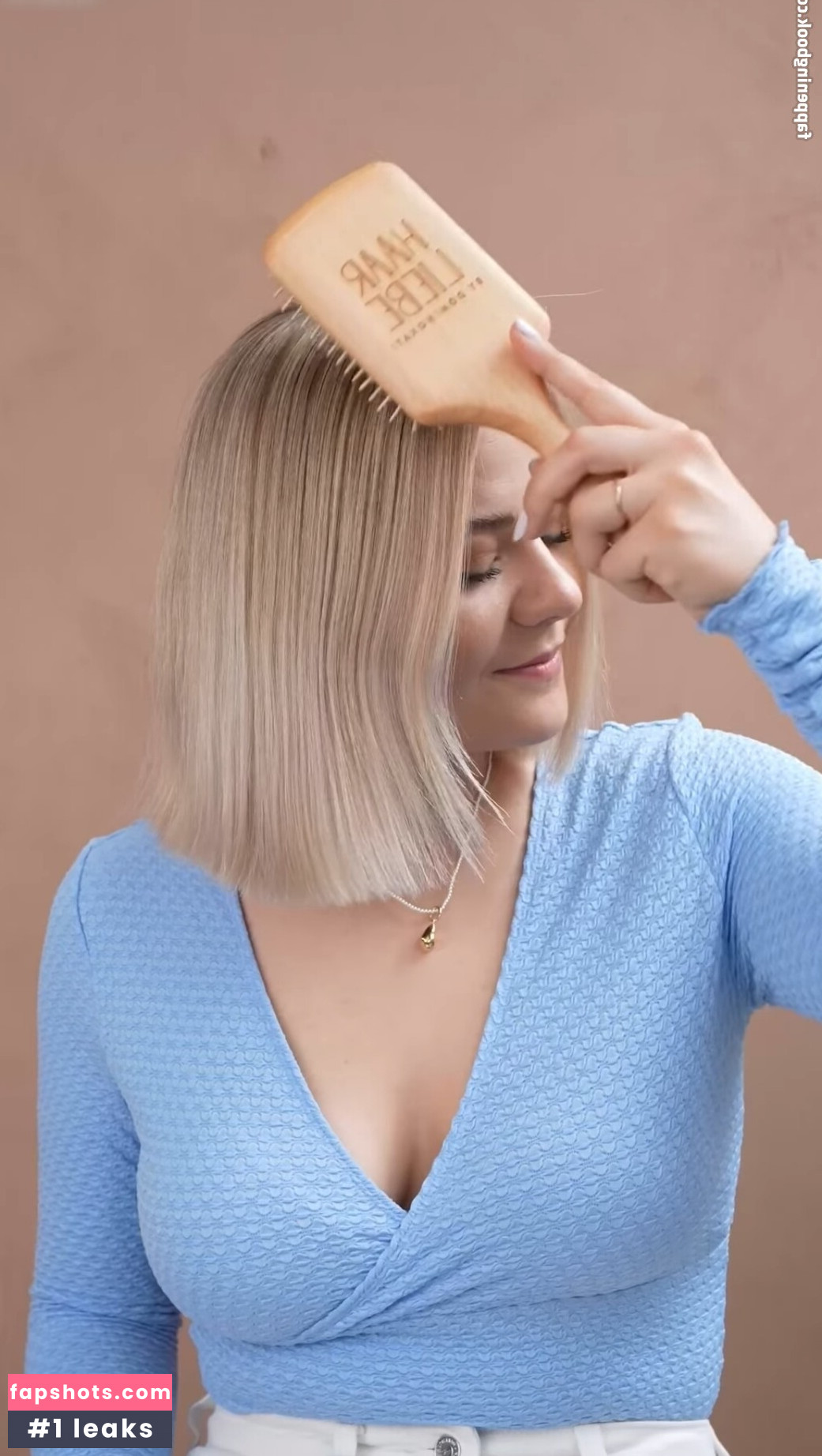 DominoKati gallery photo #4