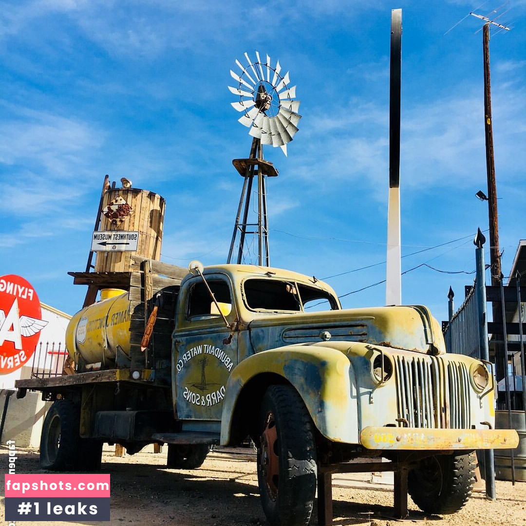 Dommmi gallery photo #3