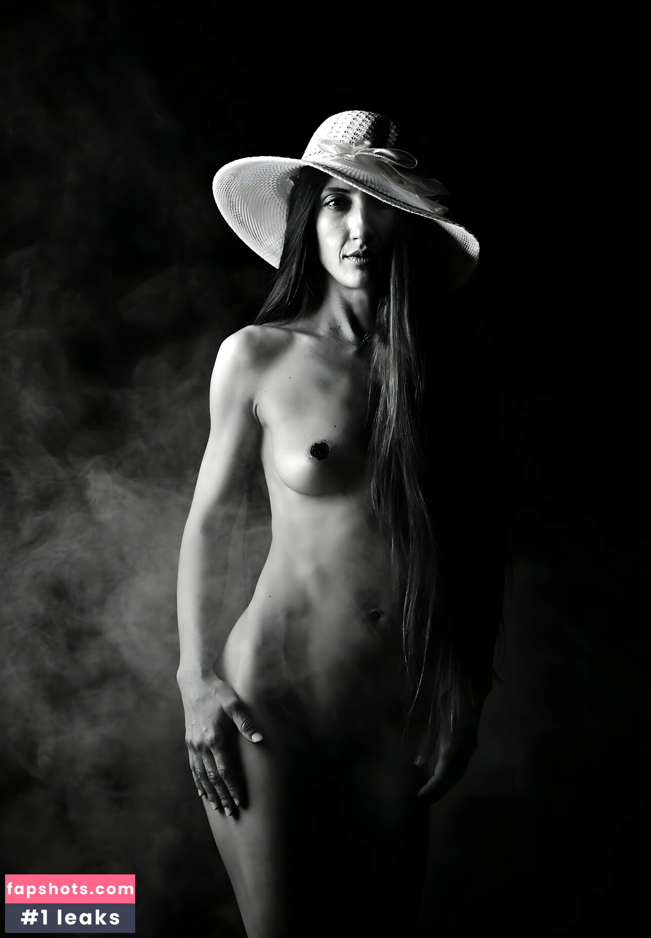 Domniki Papadopoulou gallery photo #11