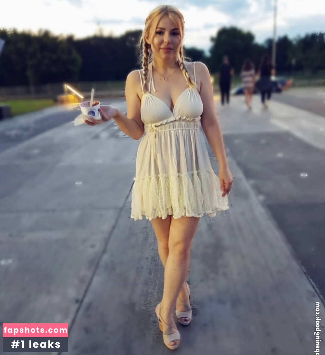 DonaSpock Nude Leaks OnlyFans Photos #58 - LeakJerk