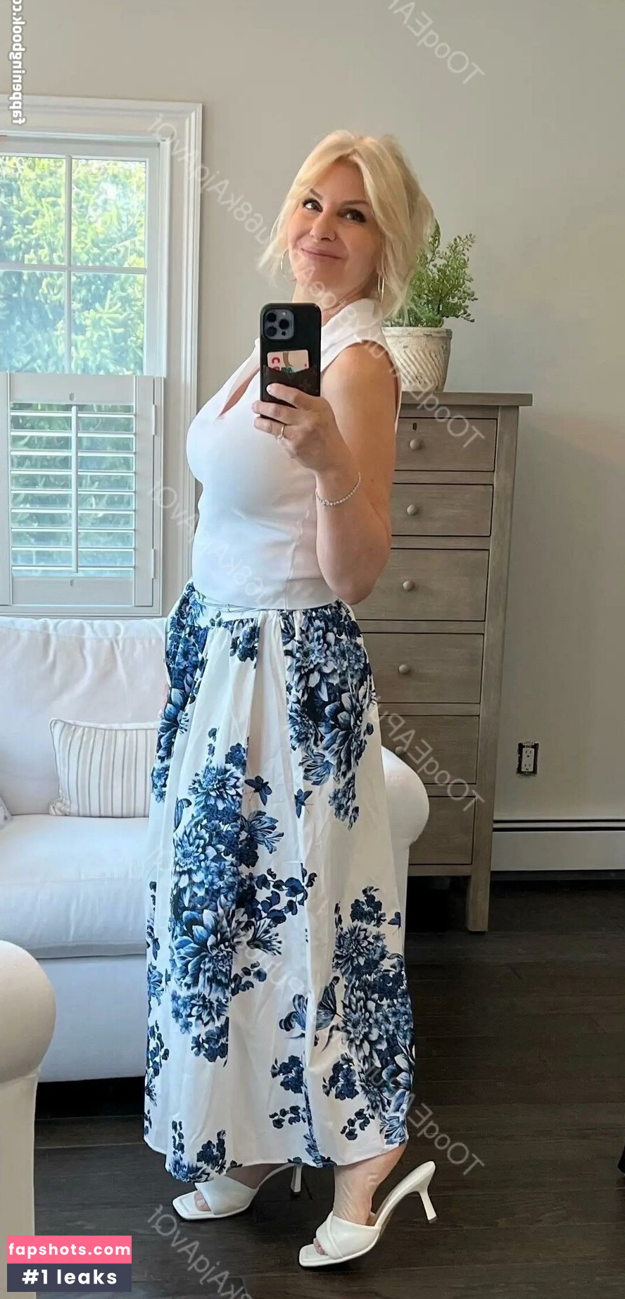 Donna Dalessandro gallery photo #31