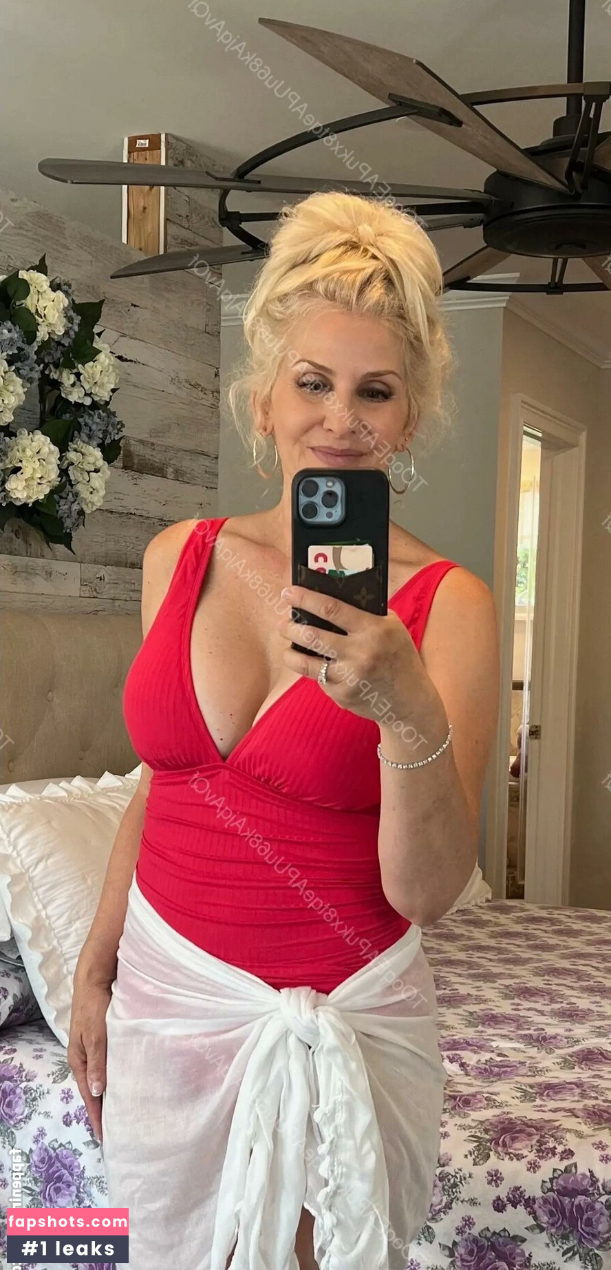 Donna Dalessandro gallery photo #47