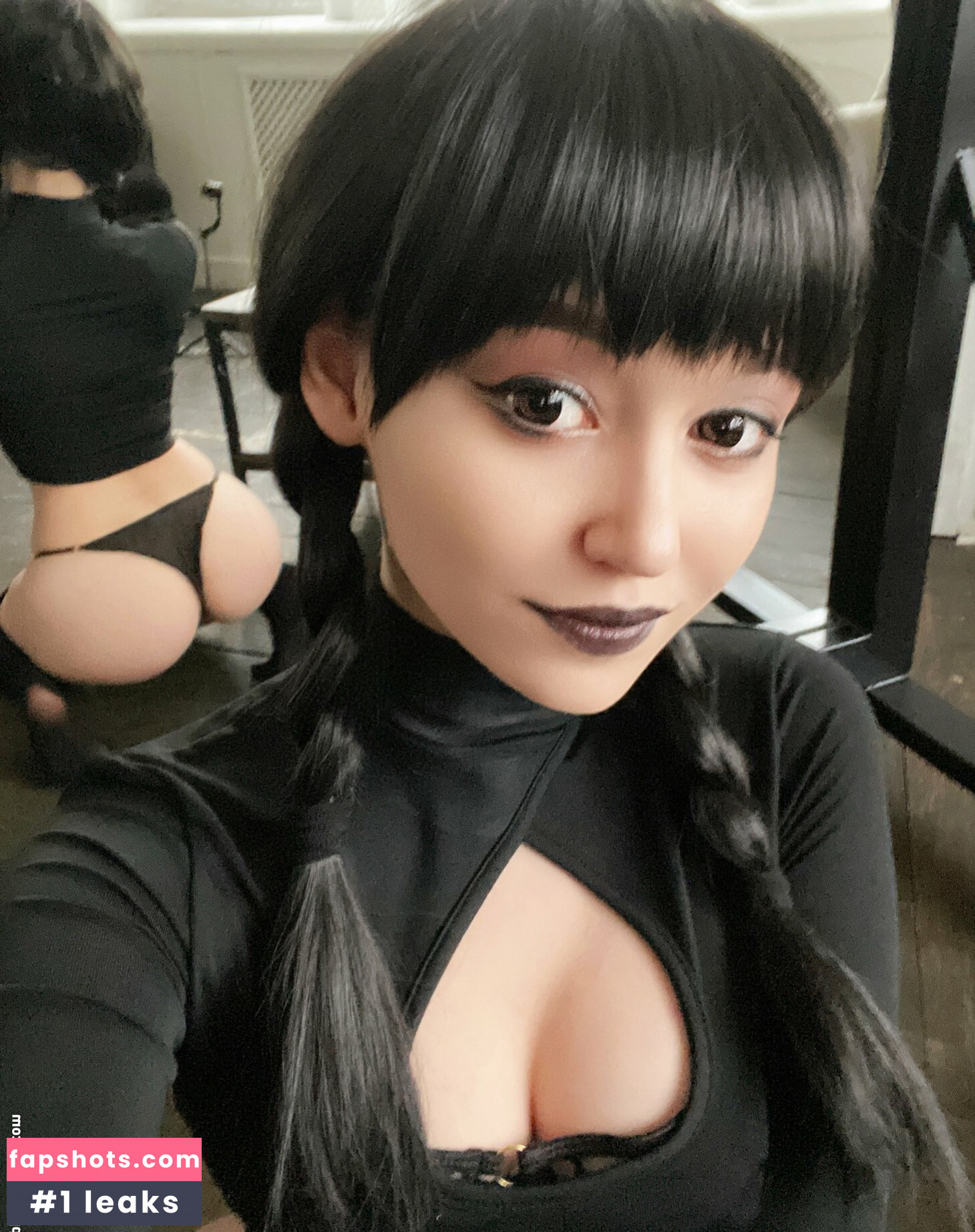 Donna Loli gallery photo #334