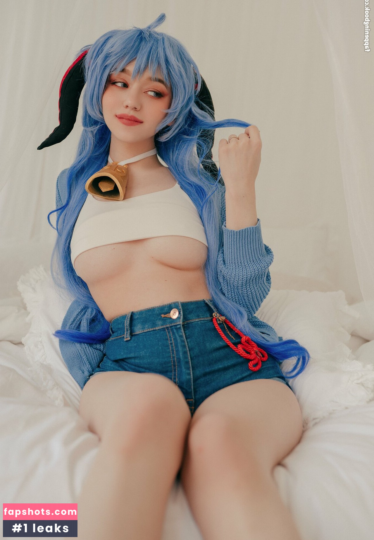 Donna Loli gallery photo #355