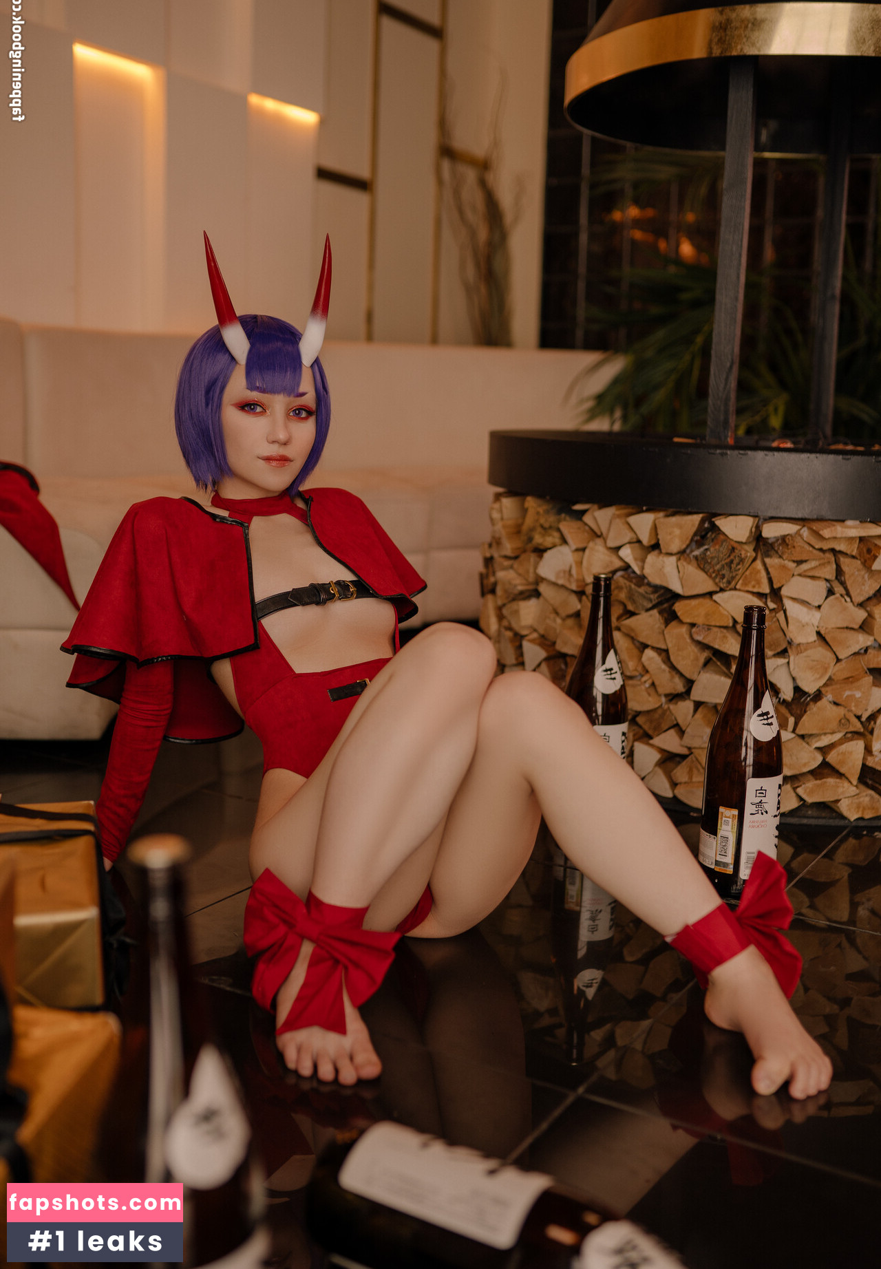 Donna Loli gallery photo #381