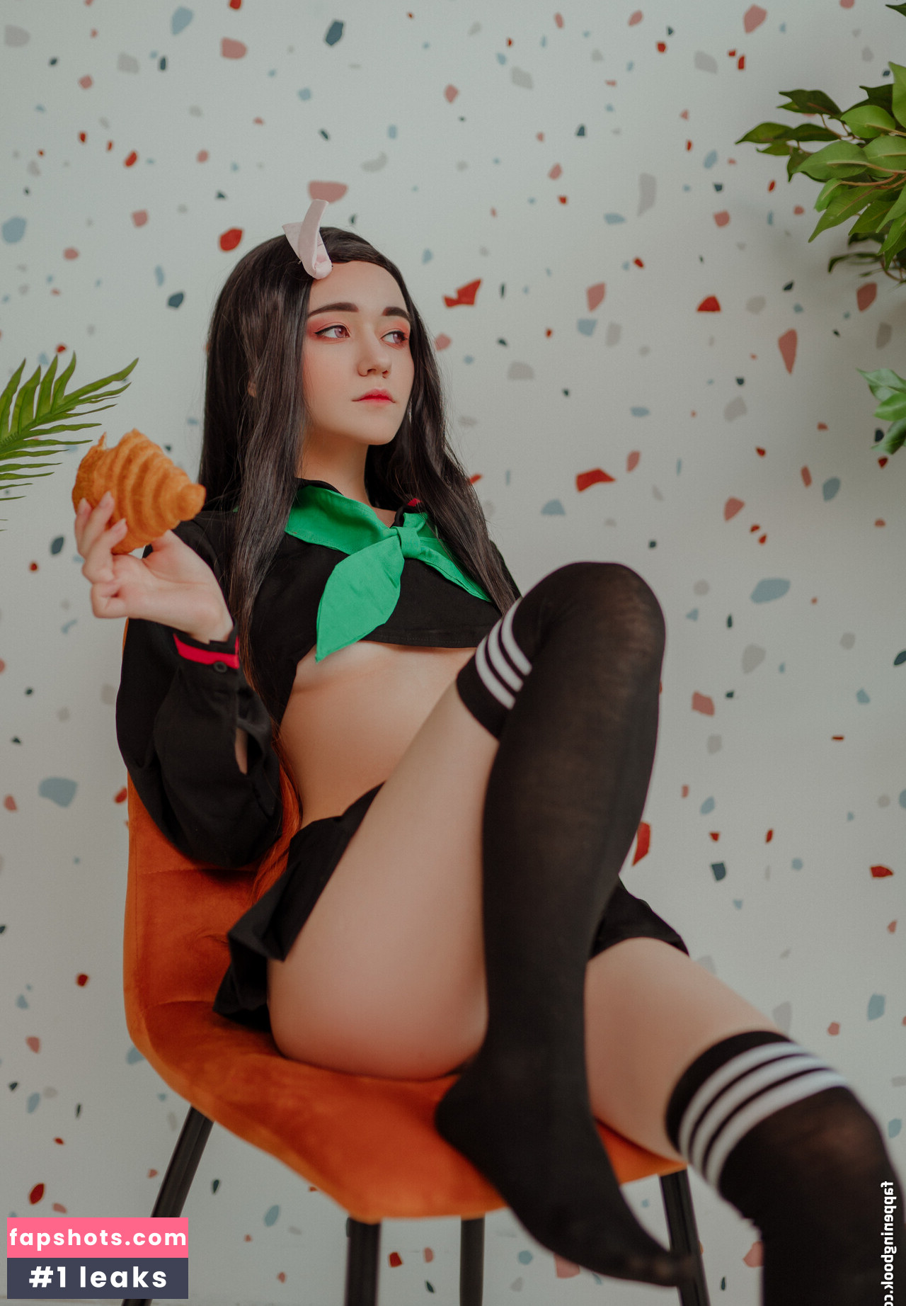 Donna Loli gallery photo #454