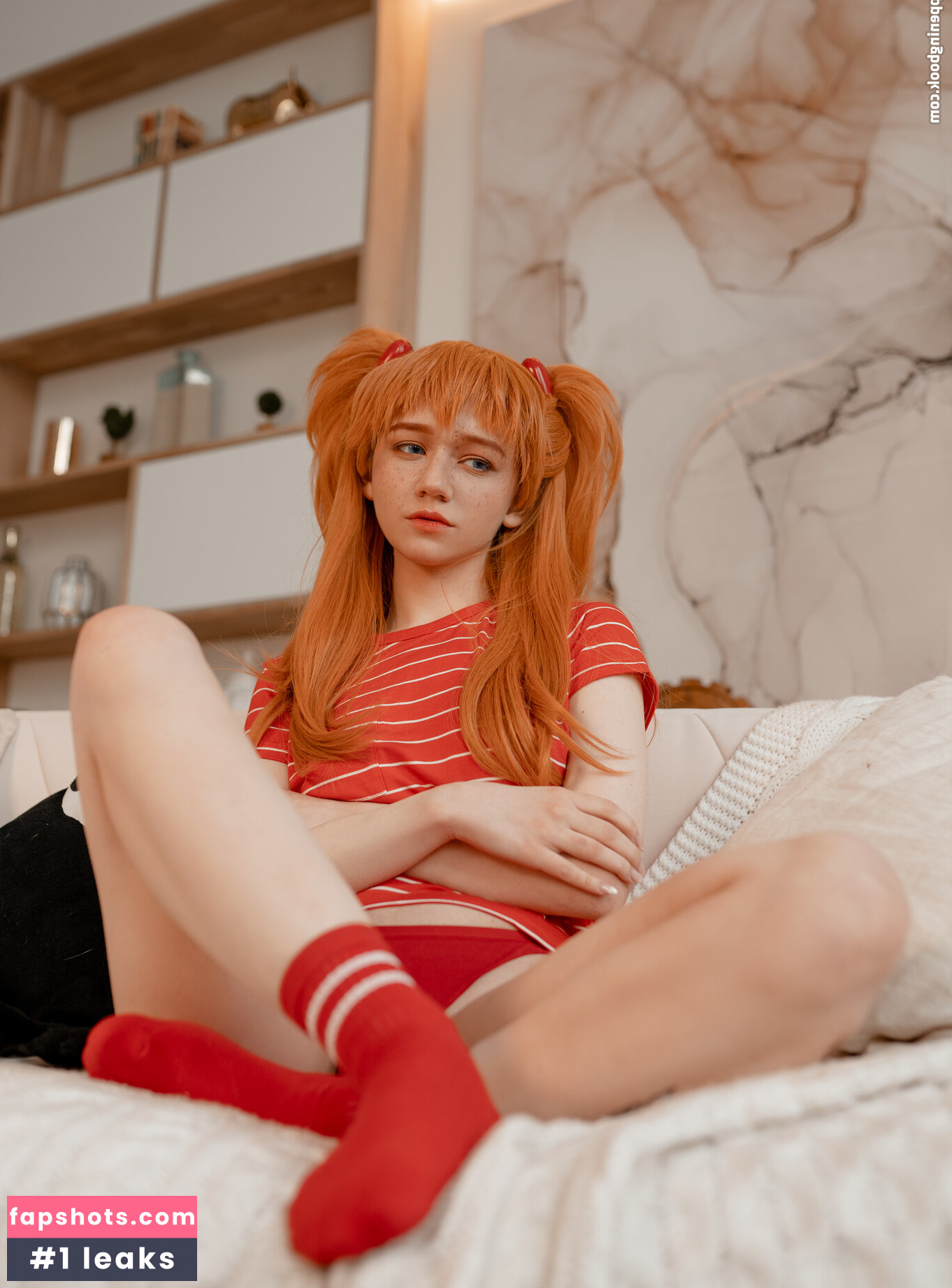 Donna Loli gallery photo #76