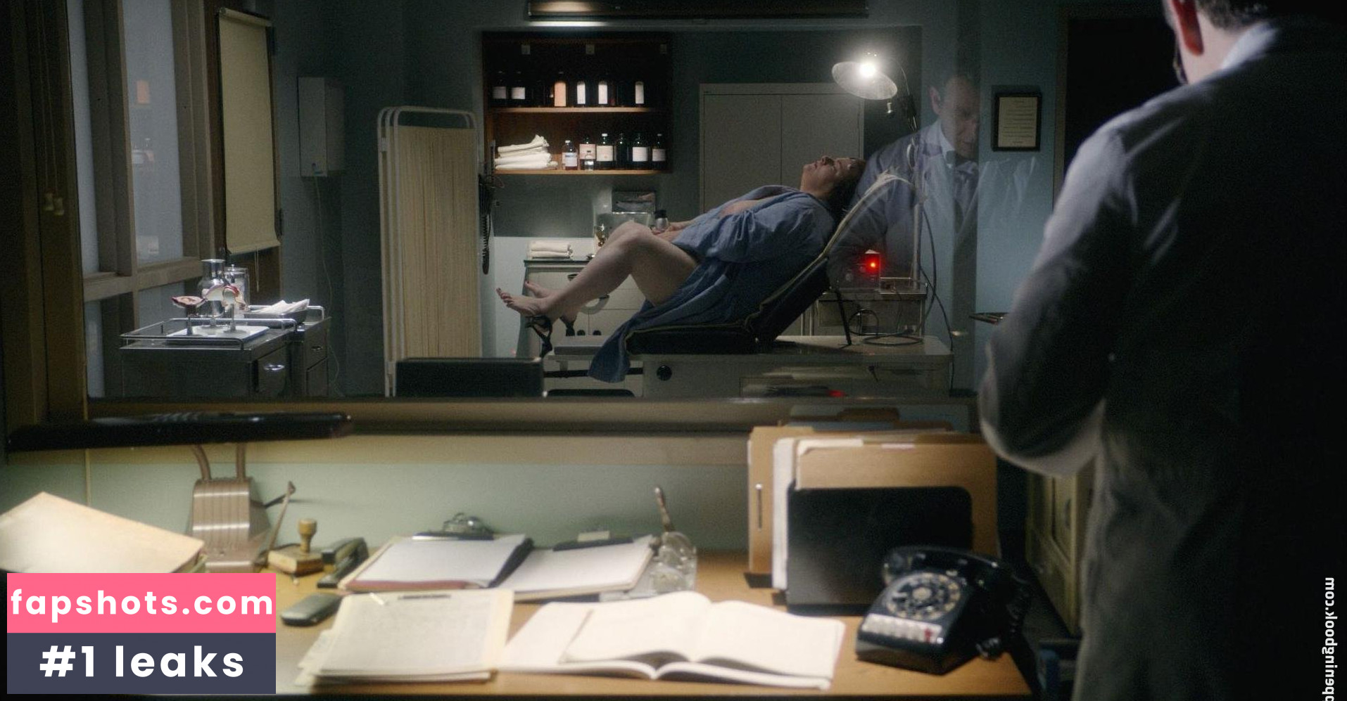 Donna Pieroni nude babe gallery