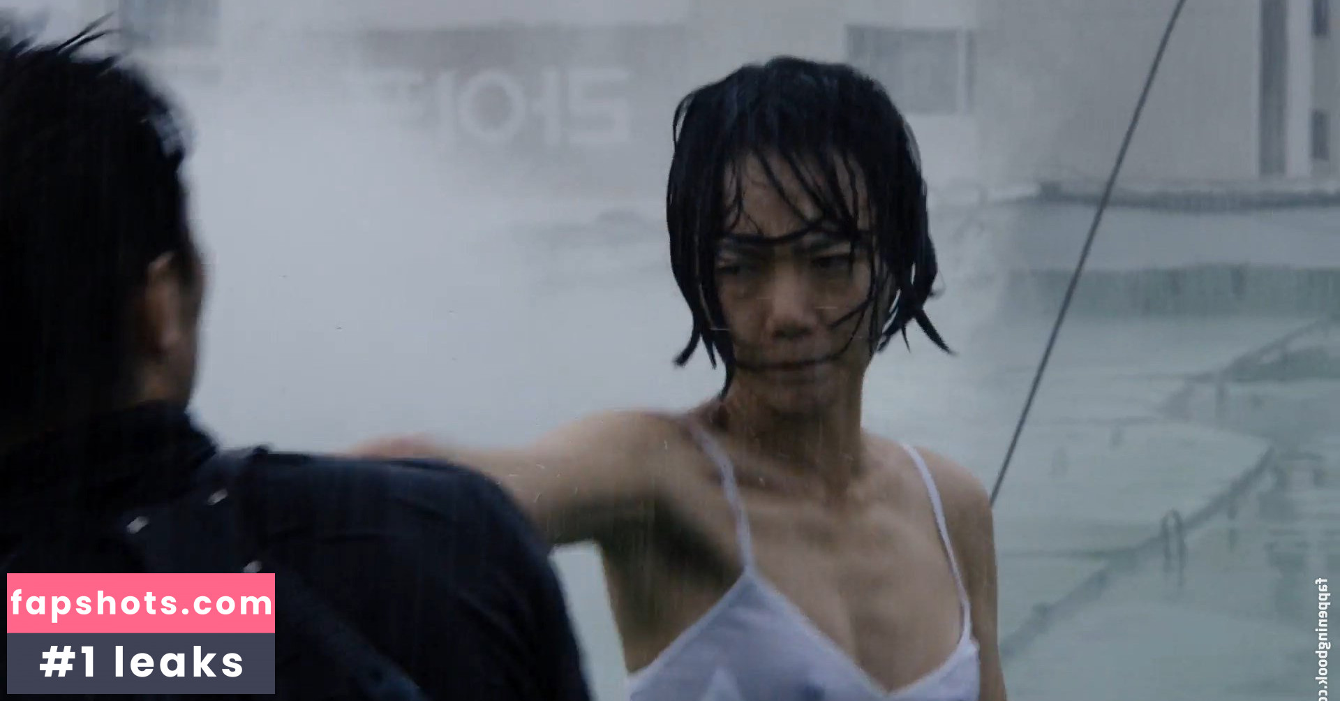 Doona Bae gallery photo #4